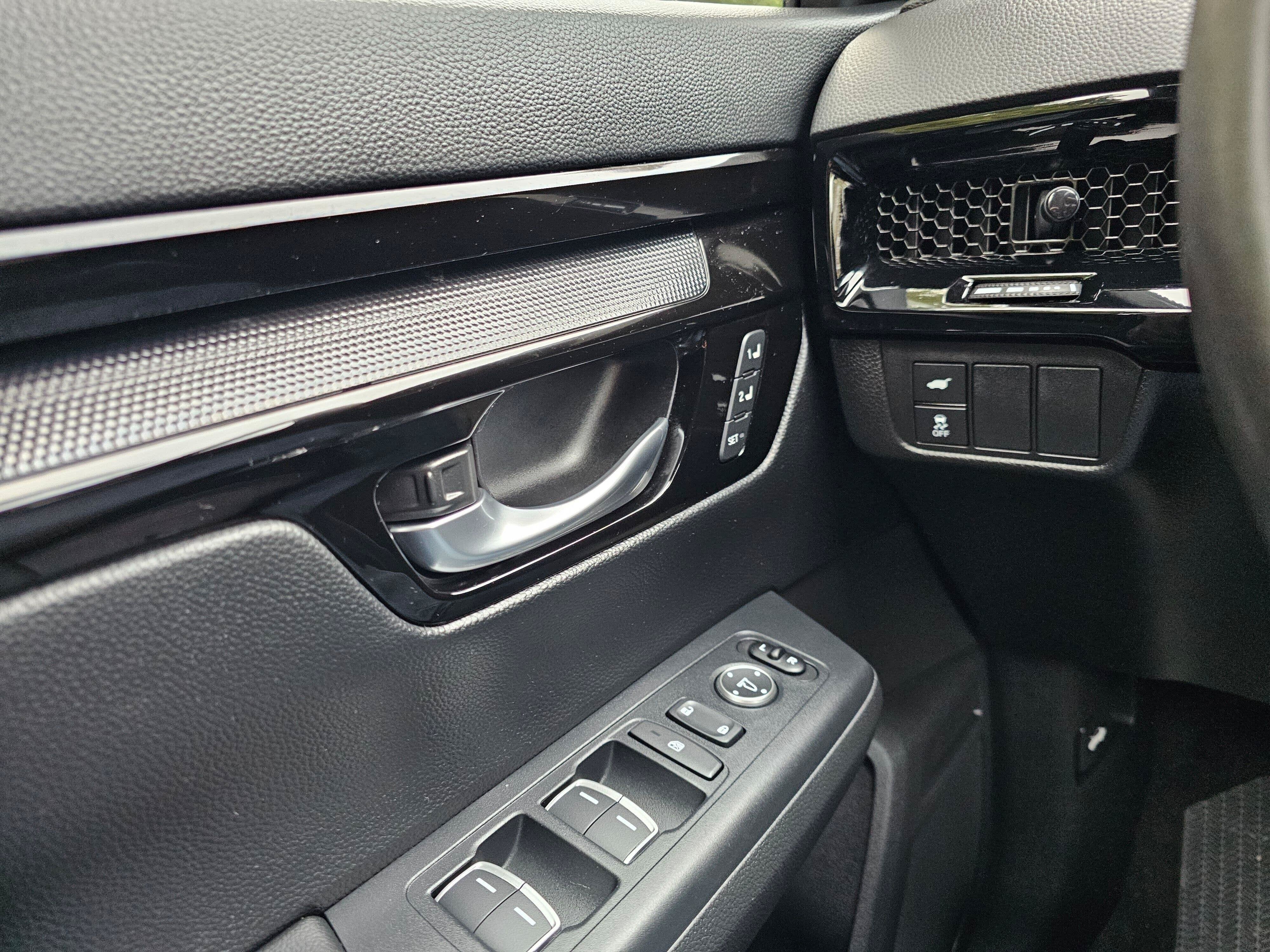 2024 Honda CR-V Sport Touring - Photo 29