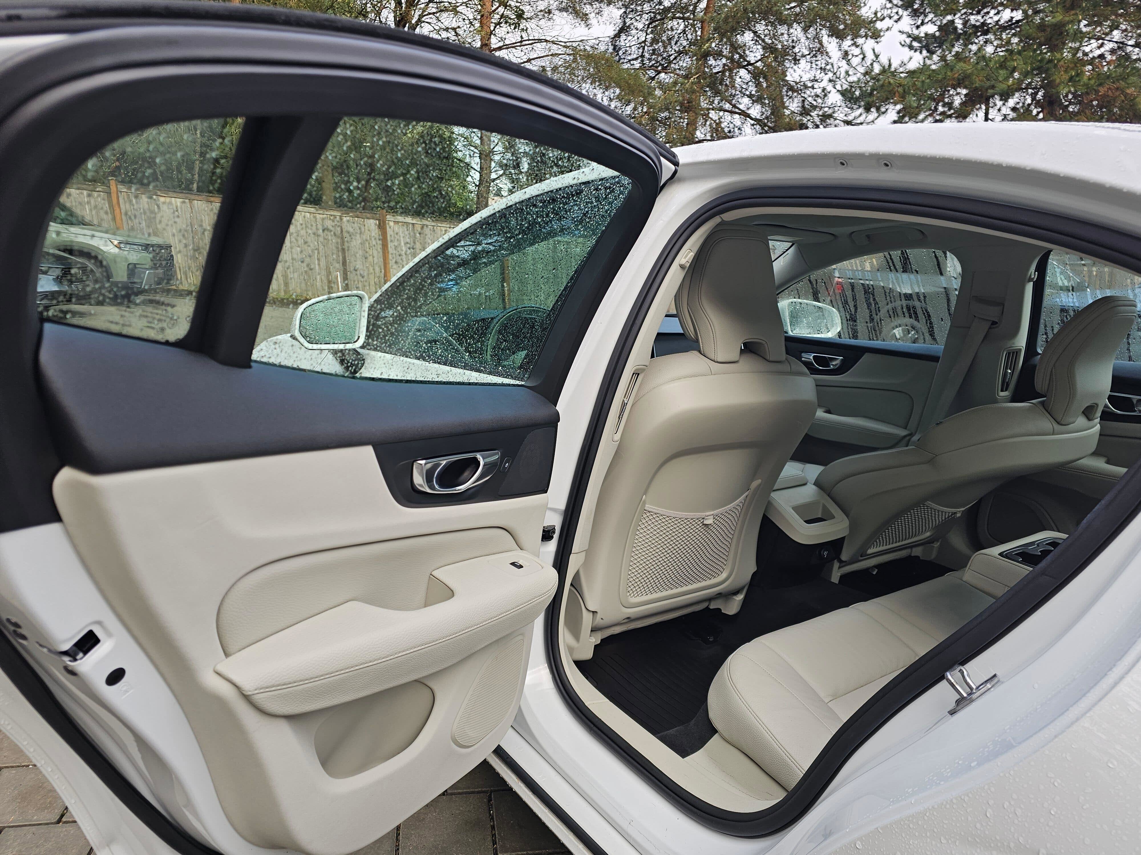 2020 Volvo S60 Momentum