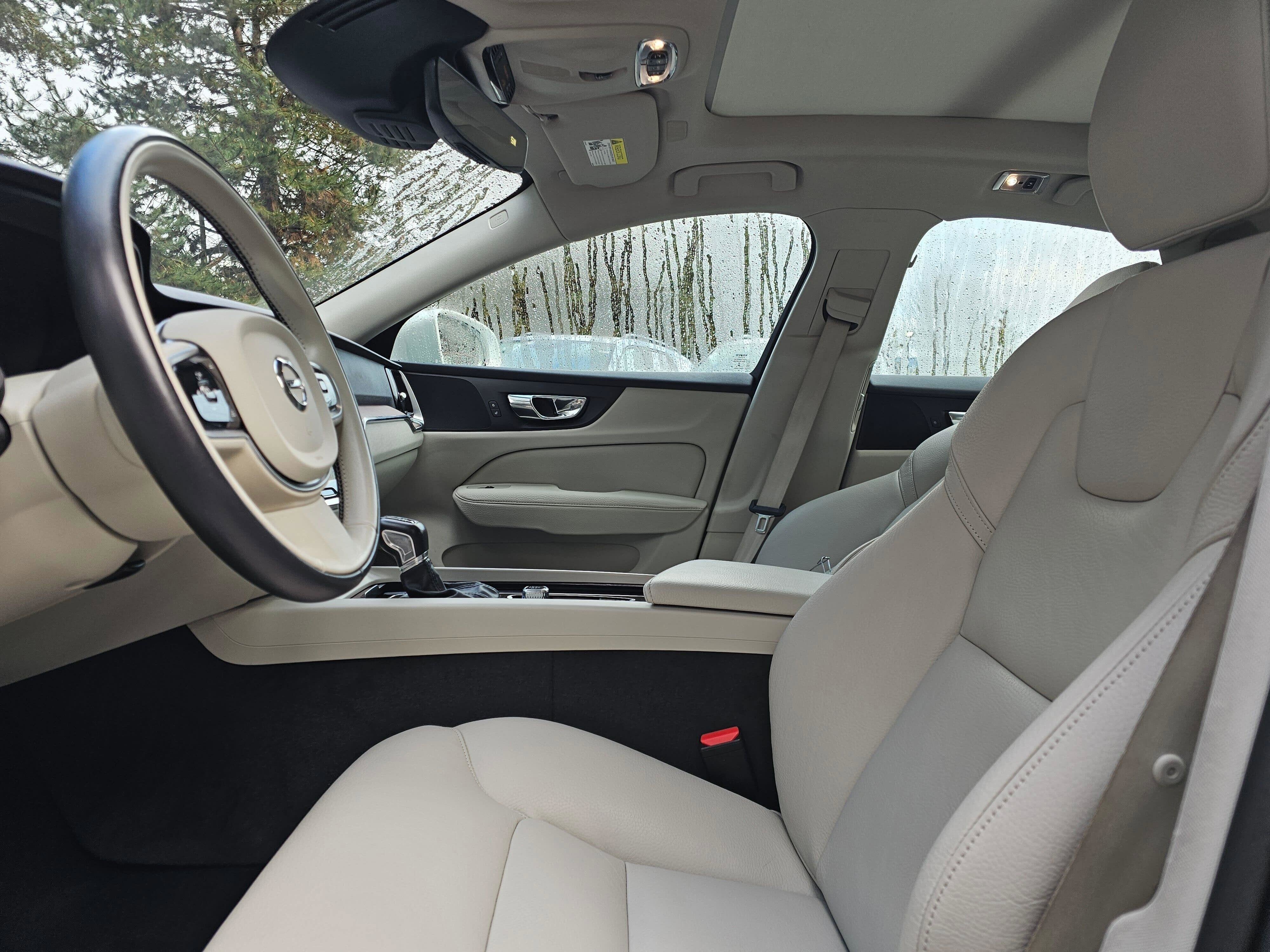 2020 Volvo S60 Momentum