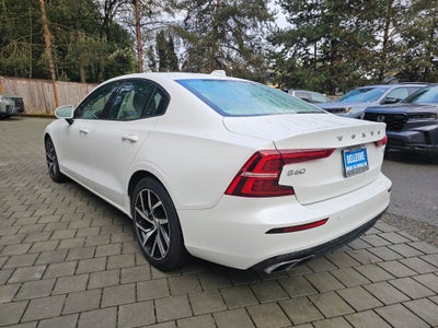 2020 Volvo S60 Momentum