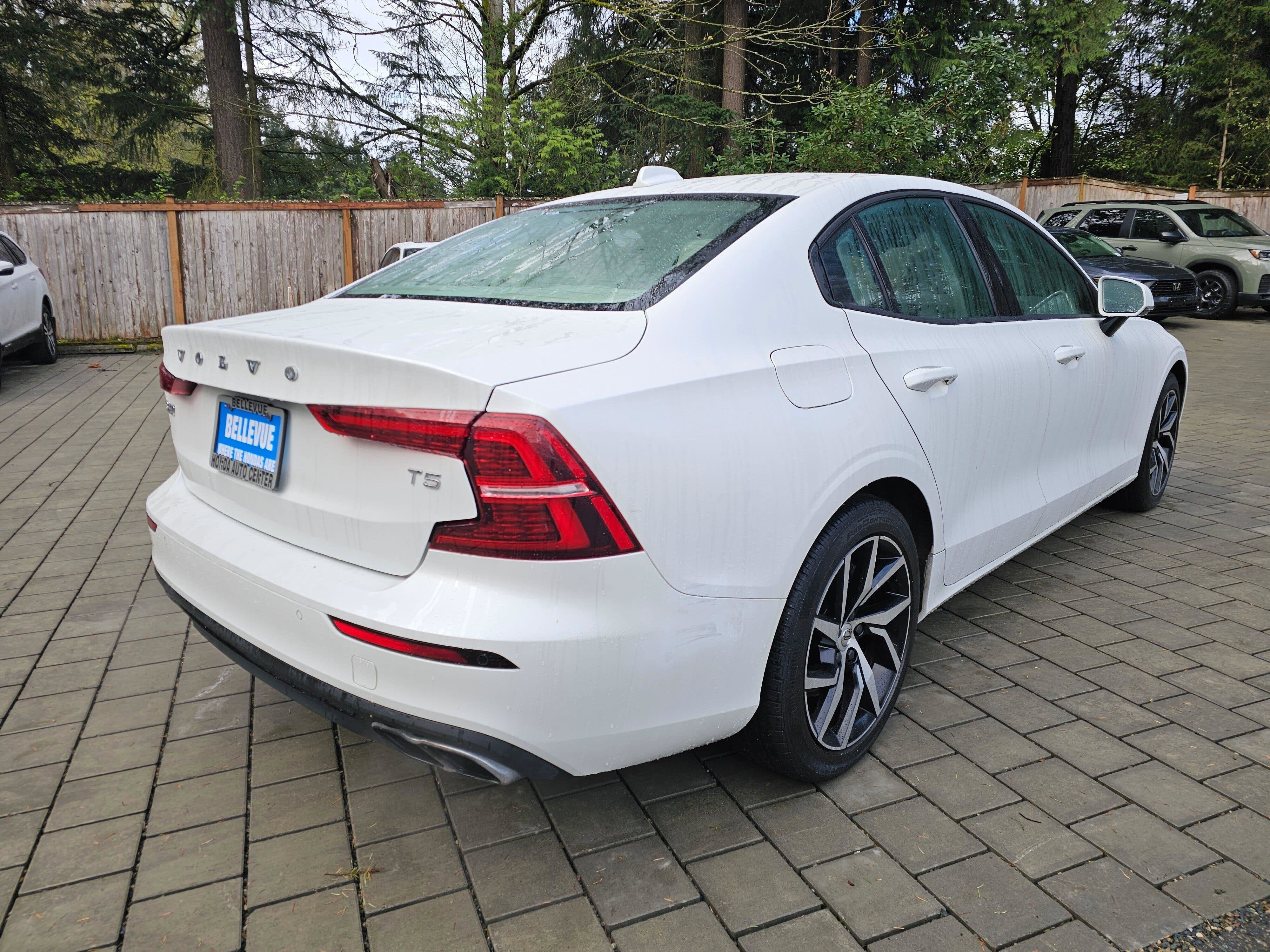 2020 Volvo S60 Momentum