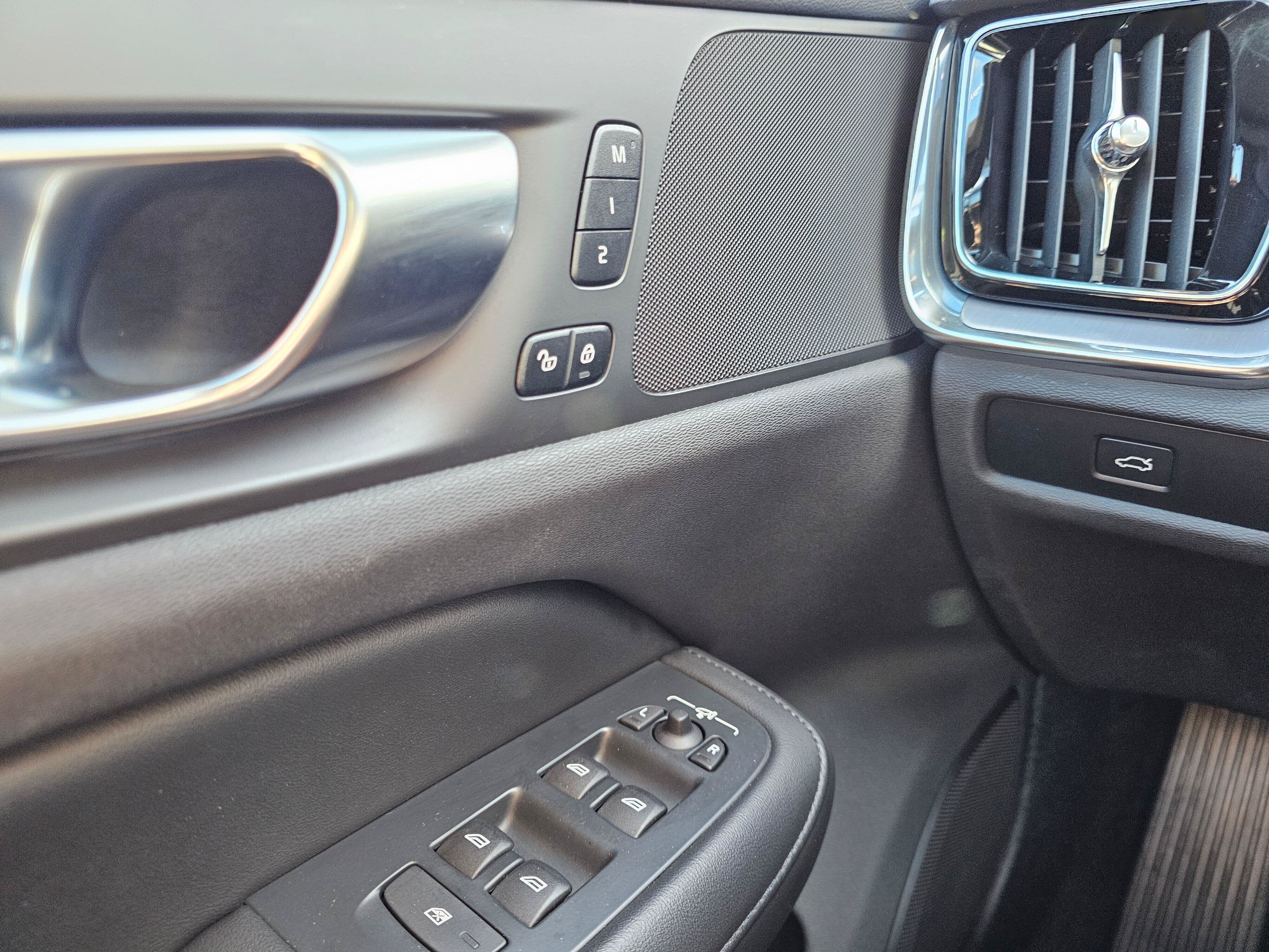 2025 Volvo S60 Core