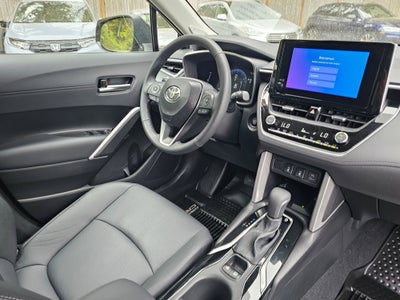 2025 Toyota Corolla Cross XLE