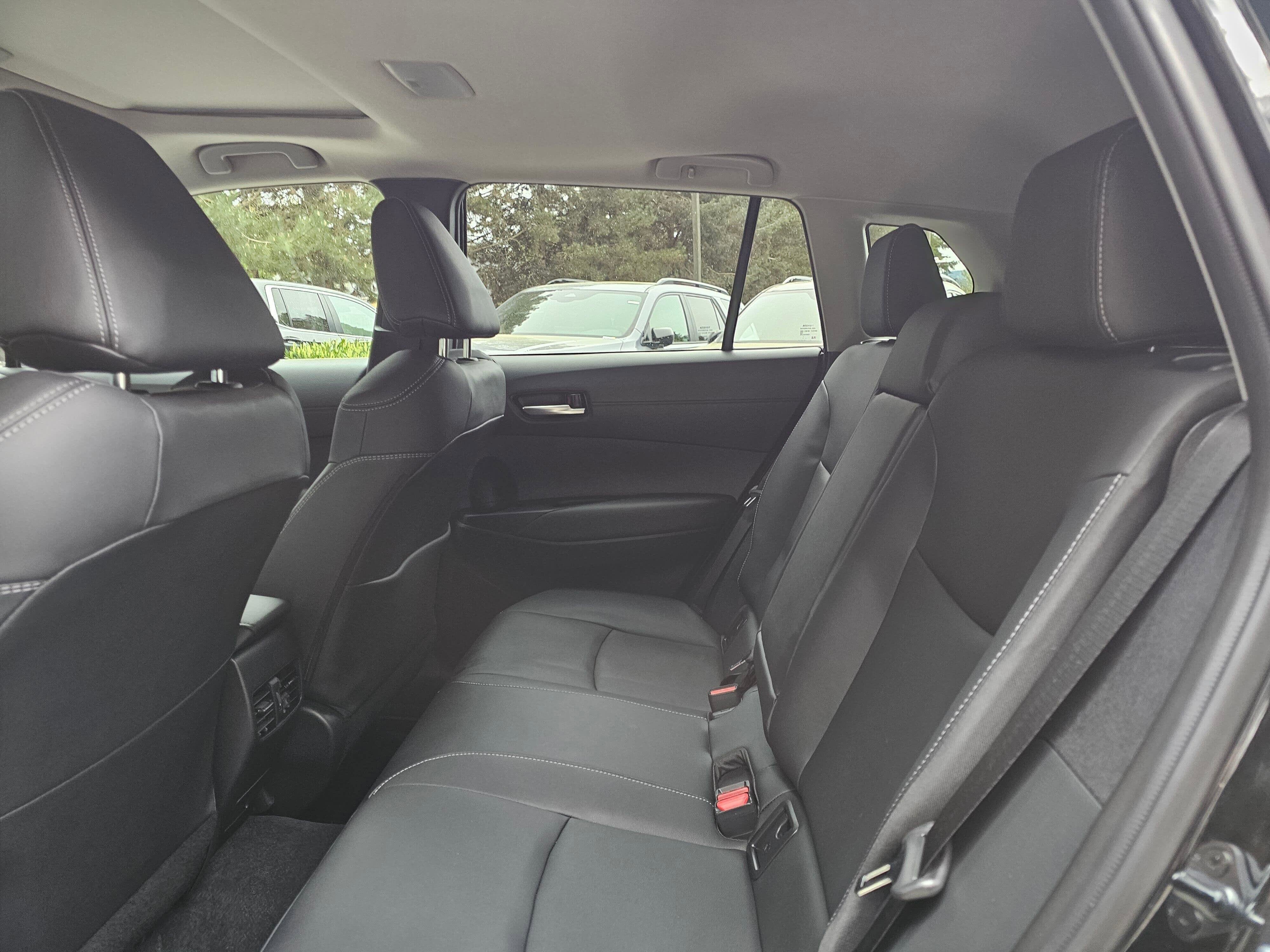 2025 Toyota Corolla Cross XLE