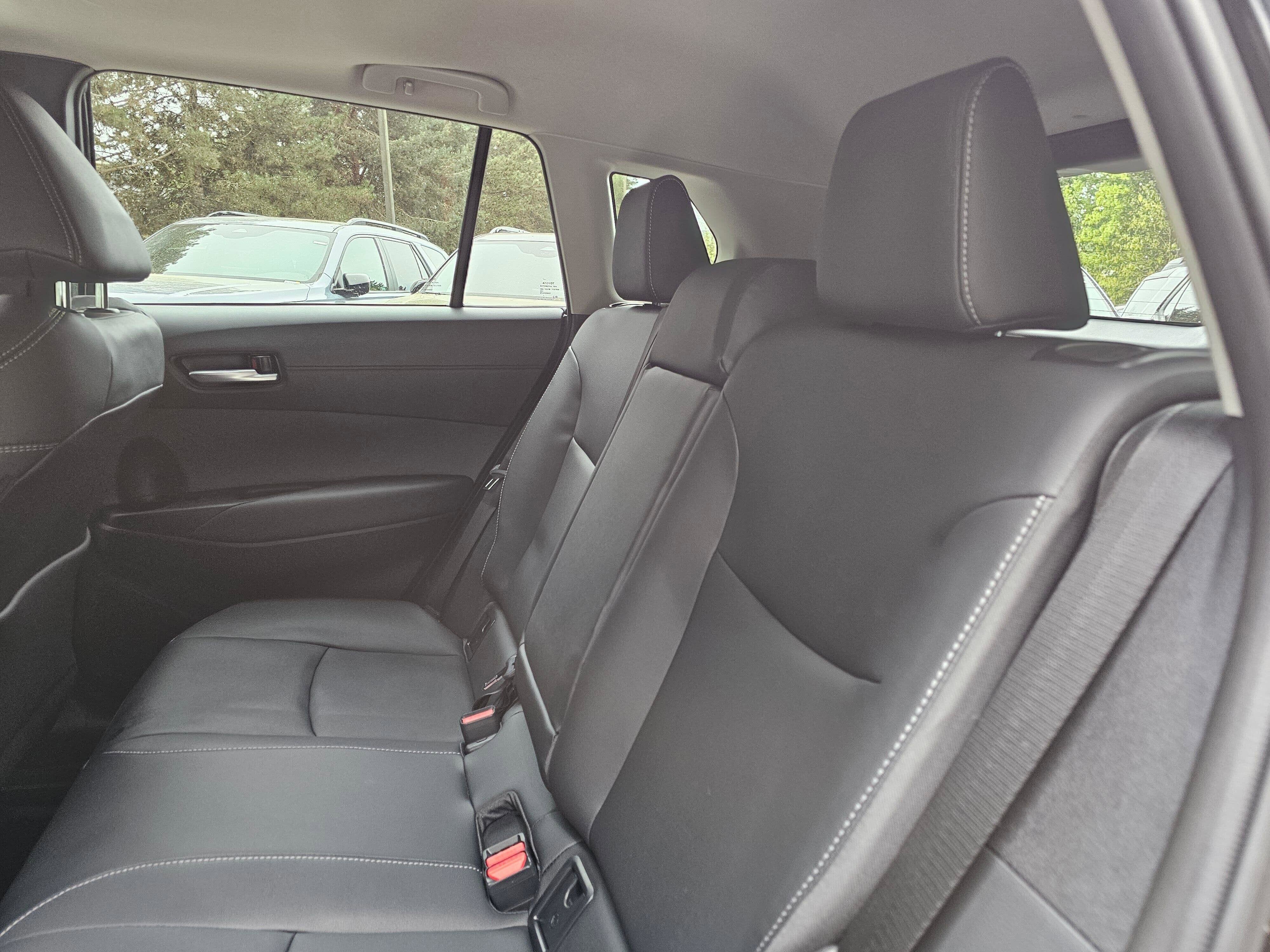 2025 Toyota Corolla Cross XLE