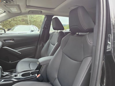 2025 Toyota Corolla Cross XLE