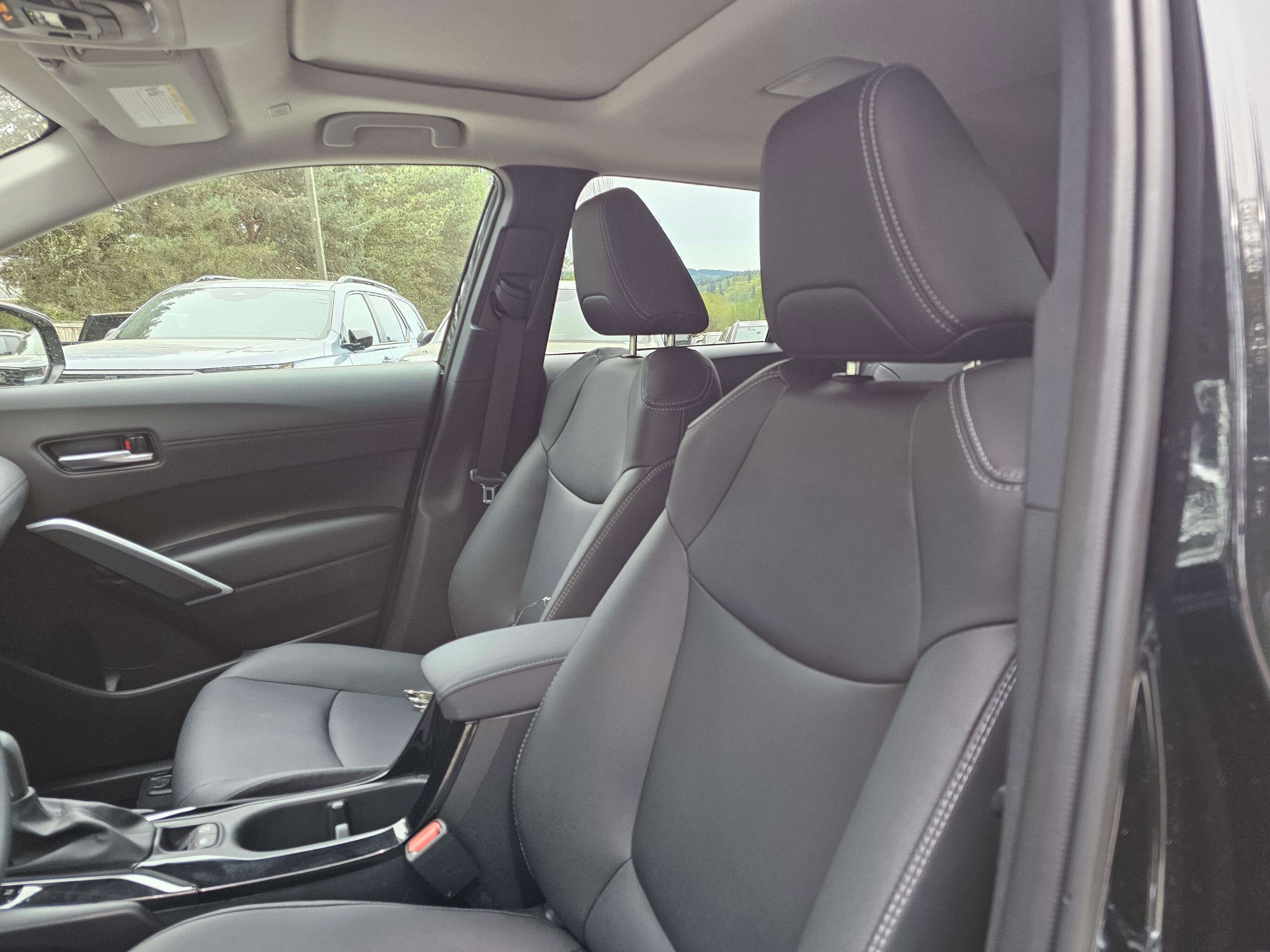 2025 Toyota Corolla Cross XLE