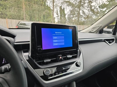 2025 Toyota Corolla Cross XLE