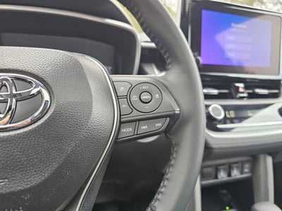 2025 Toyota Corolla Cross XLE