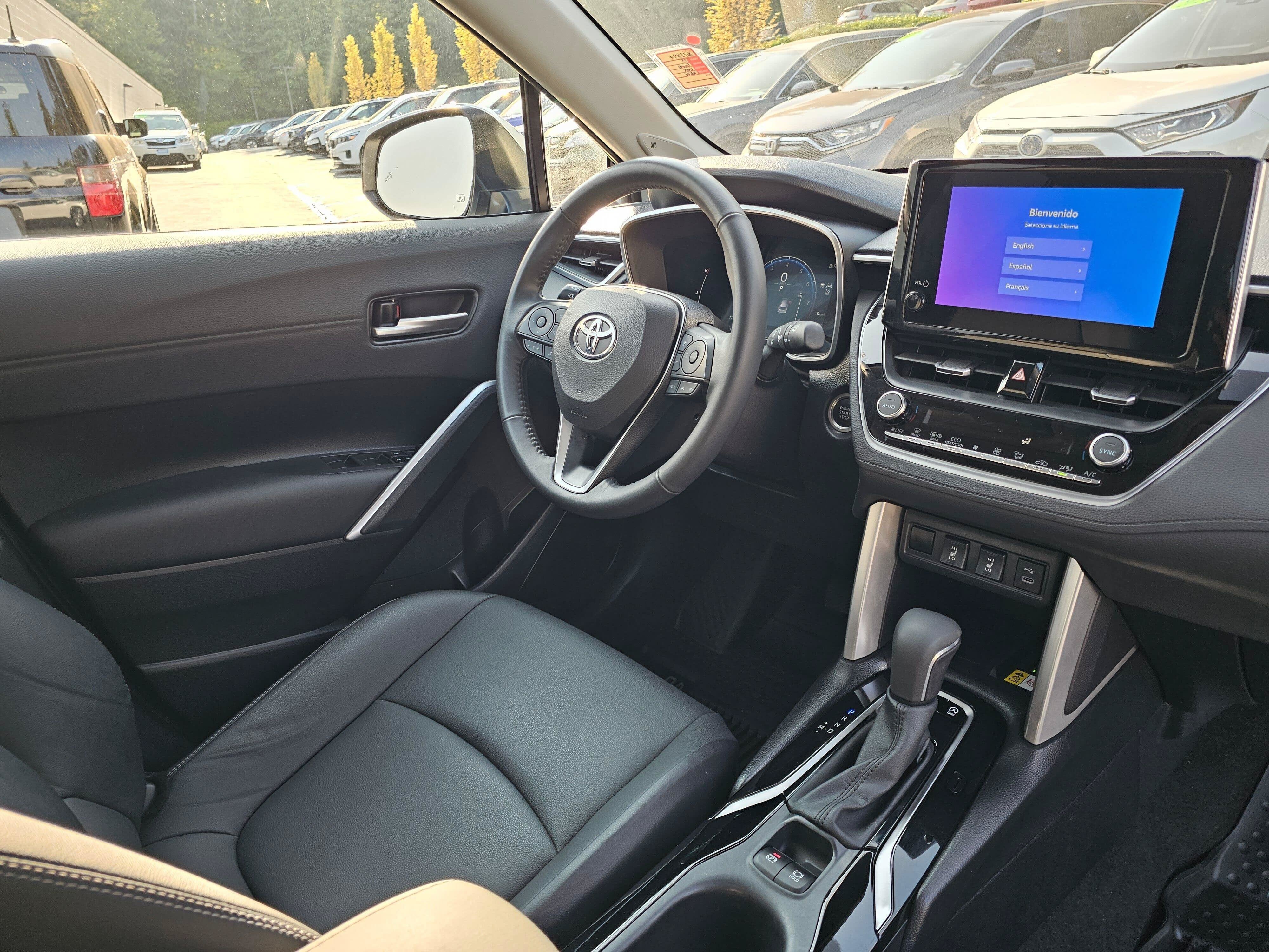 2023 Toyota Corolla Cross XLE