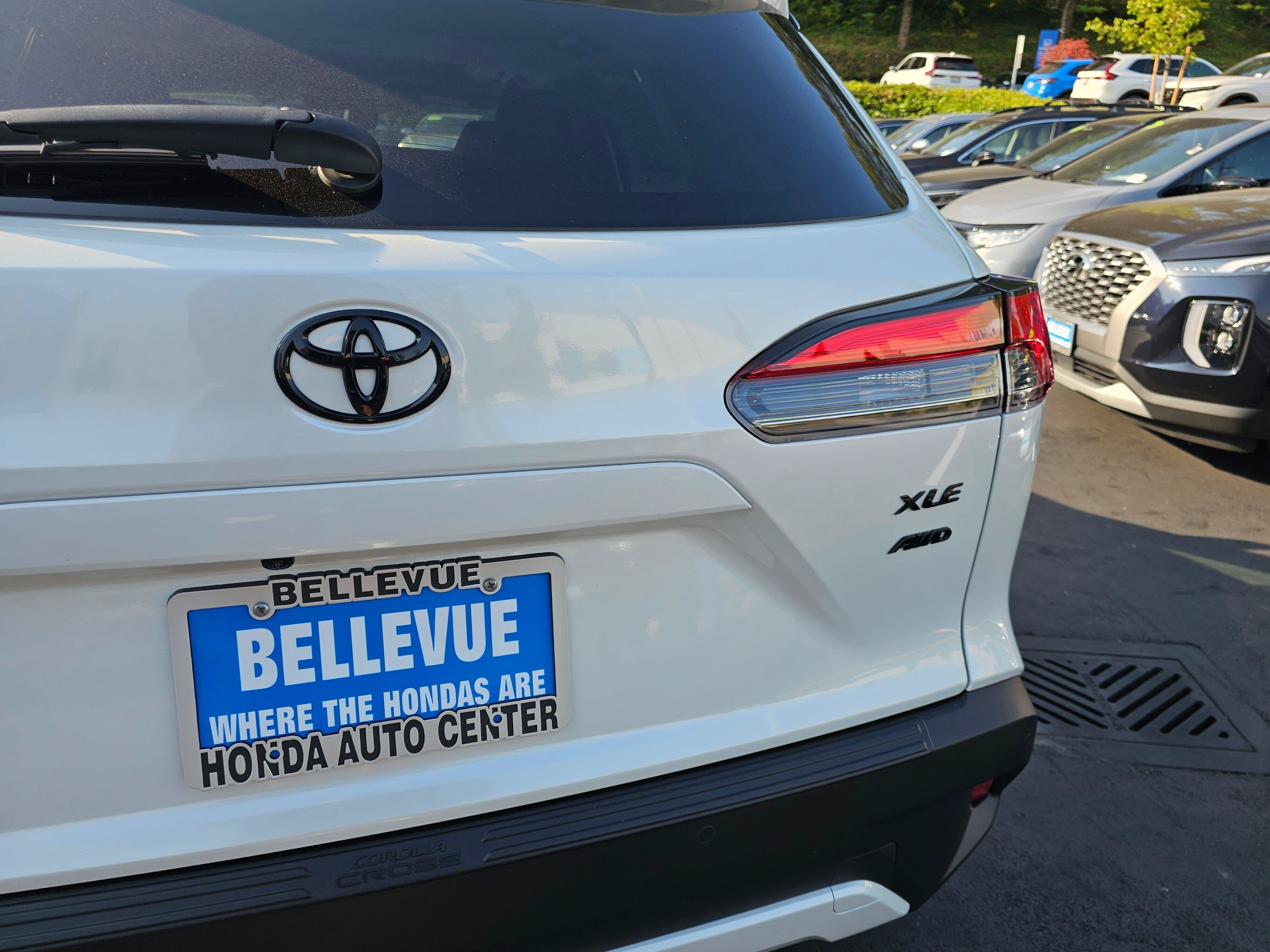 2023 Toyota Corolla Cross XLE
