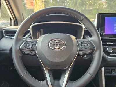 2023 Toyota Corolla Cross XLE