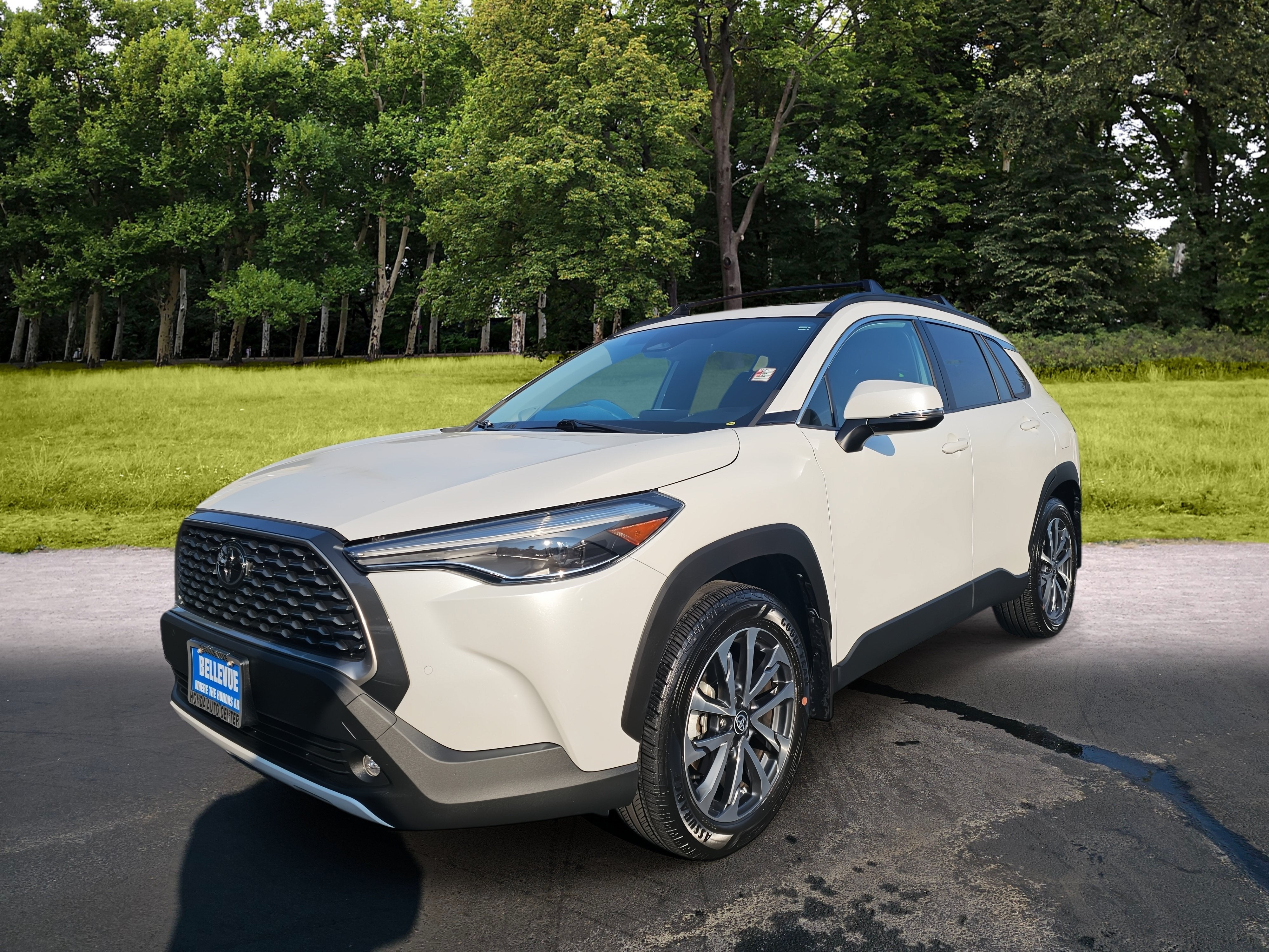 2023 Toyota Corolla Cross XLE