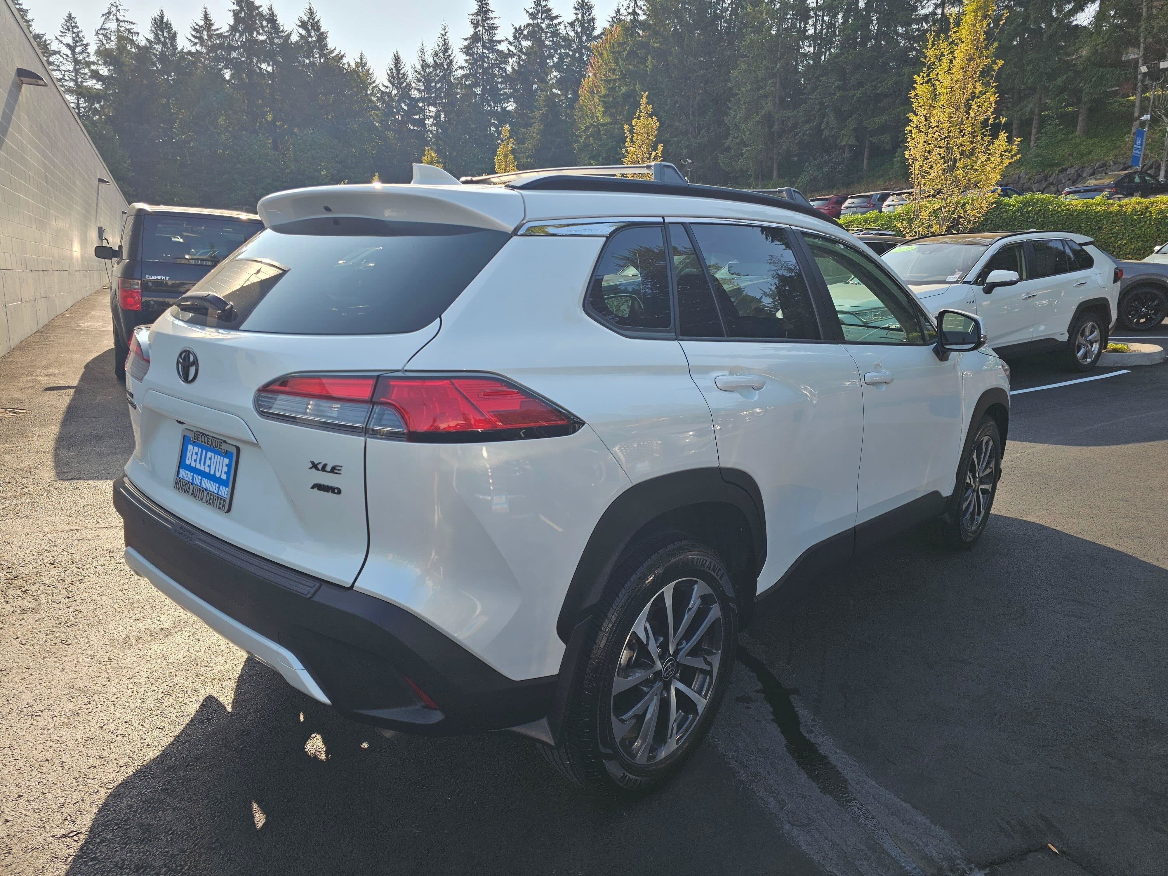 2023 Toyota Corolla Cross XLE