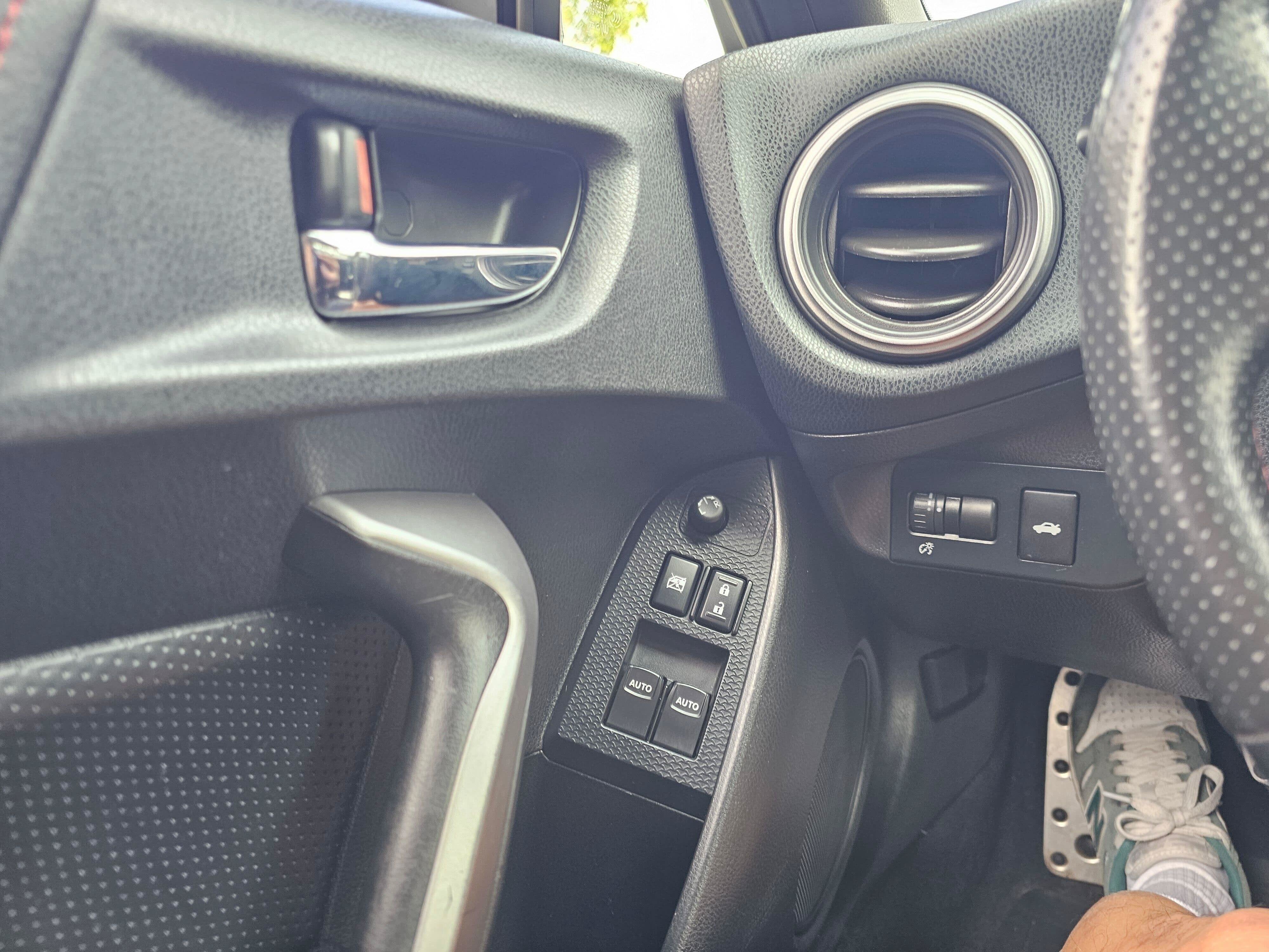 2013 Scion FR-S Base