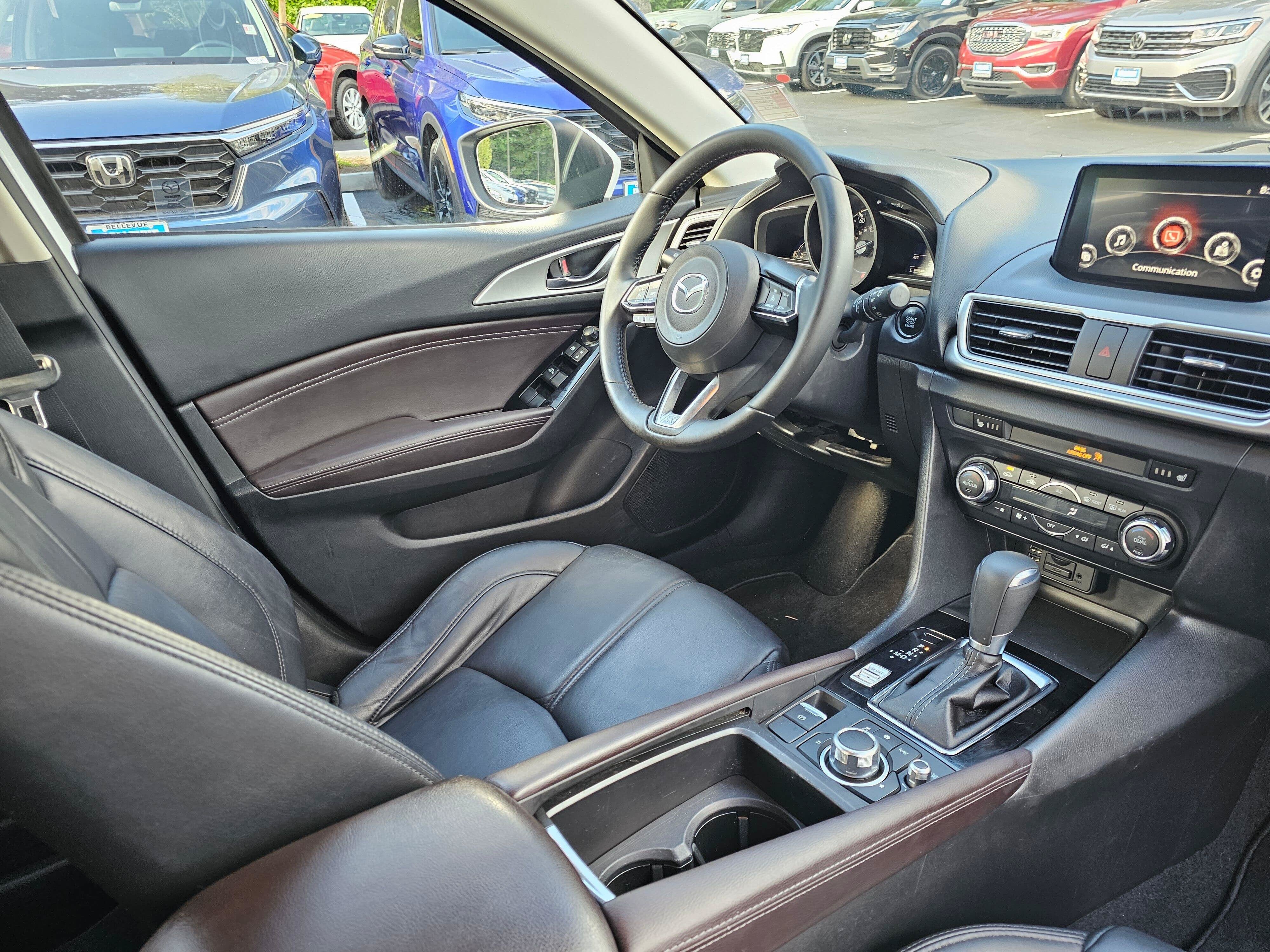 2017 Mazda Mazda3 5-Door Touring