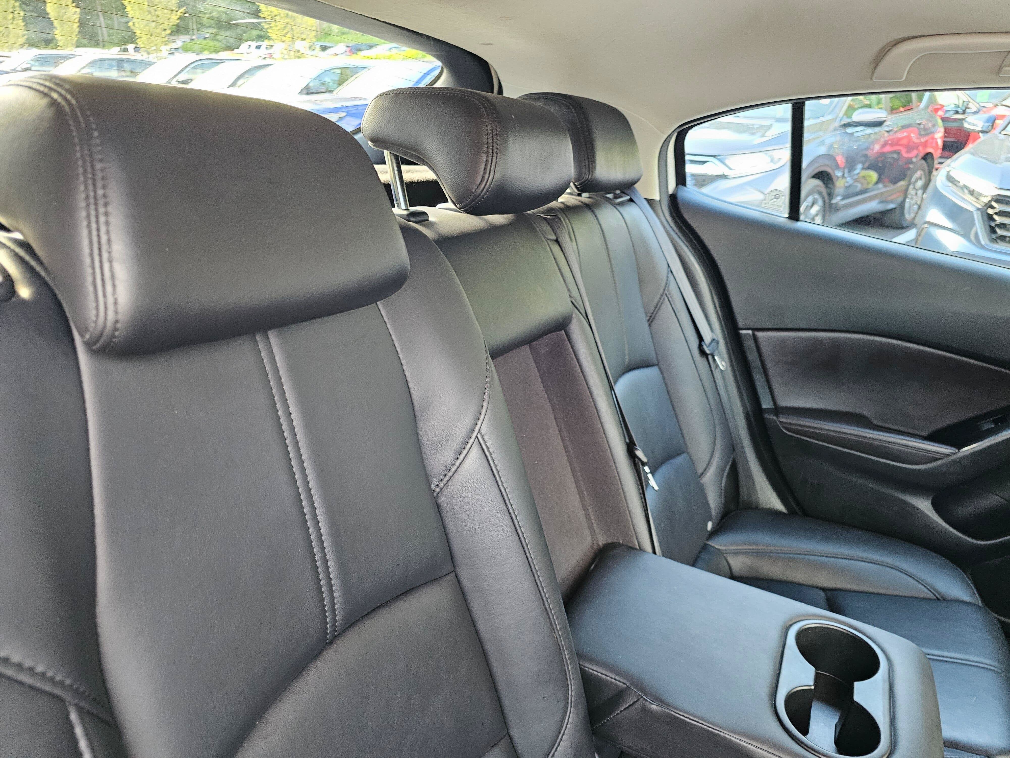 2017 Mazda Mazda3 5-Door Touring