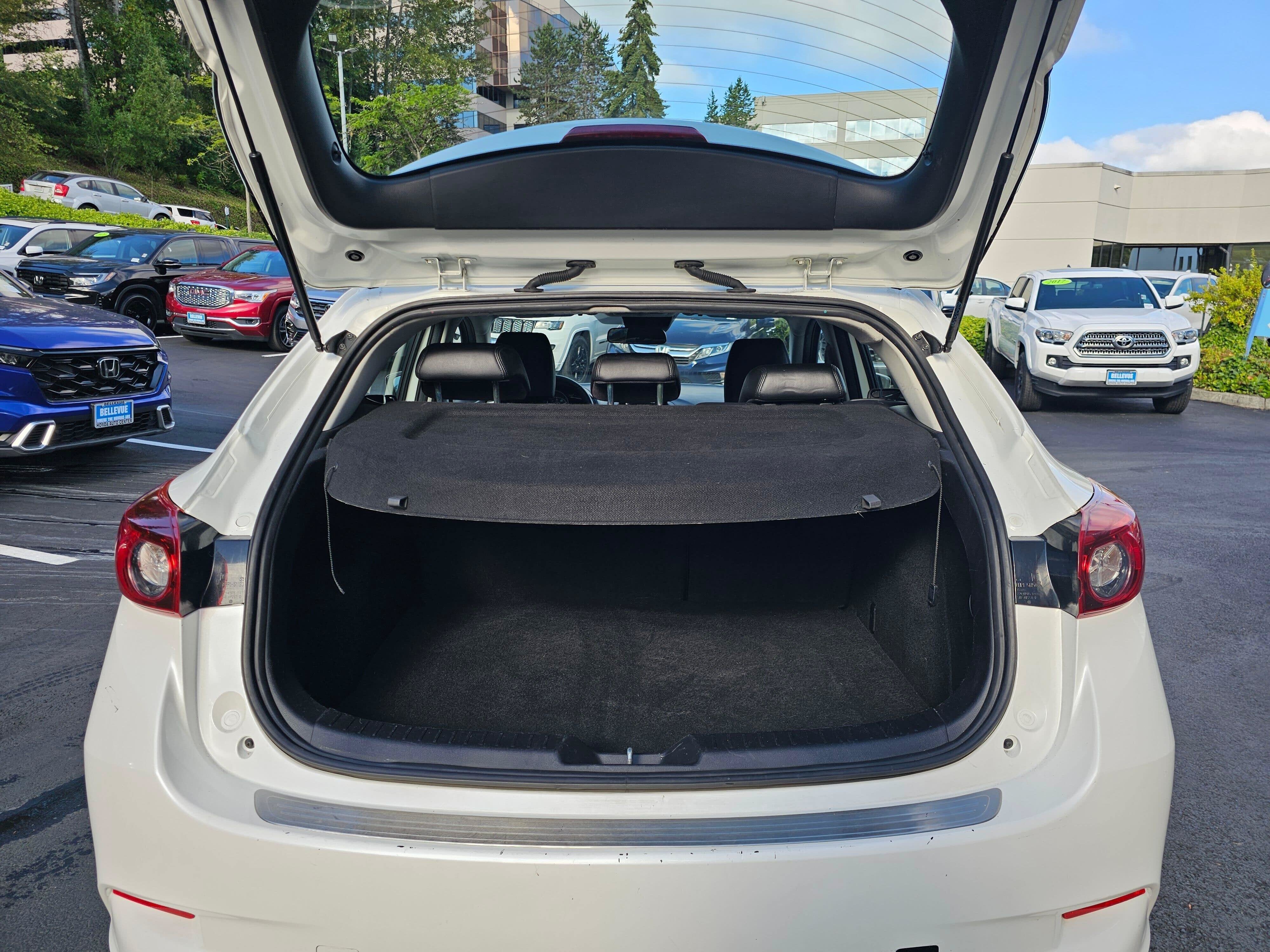 2017 Mazda Mazda3 5-Door Touring