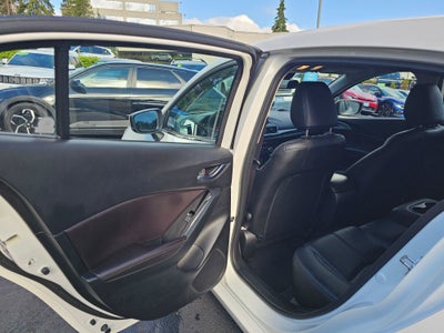 2017 Mazda Mazda3 5-Door Touring