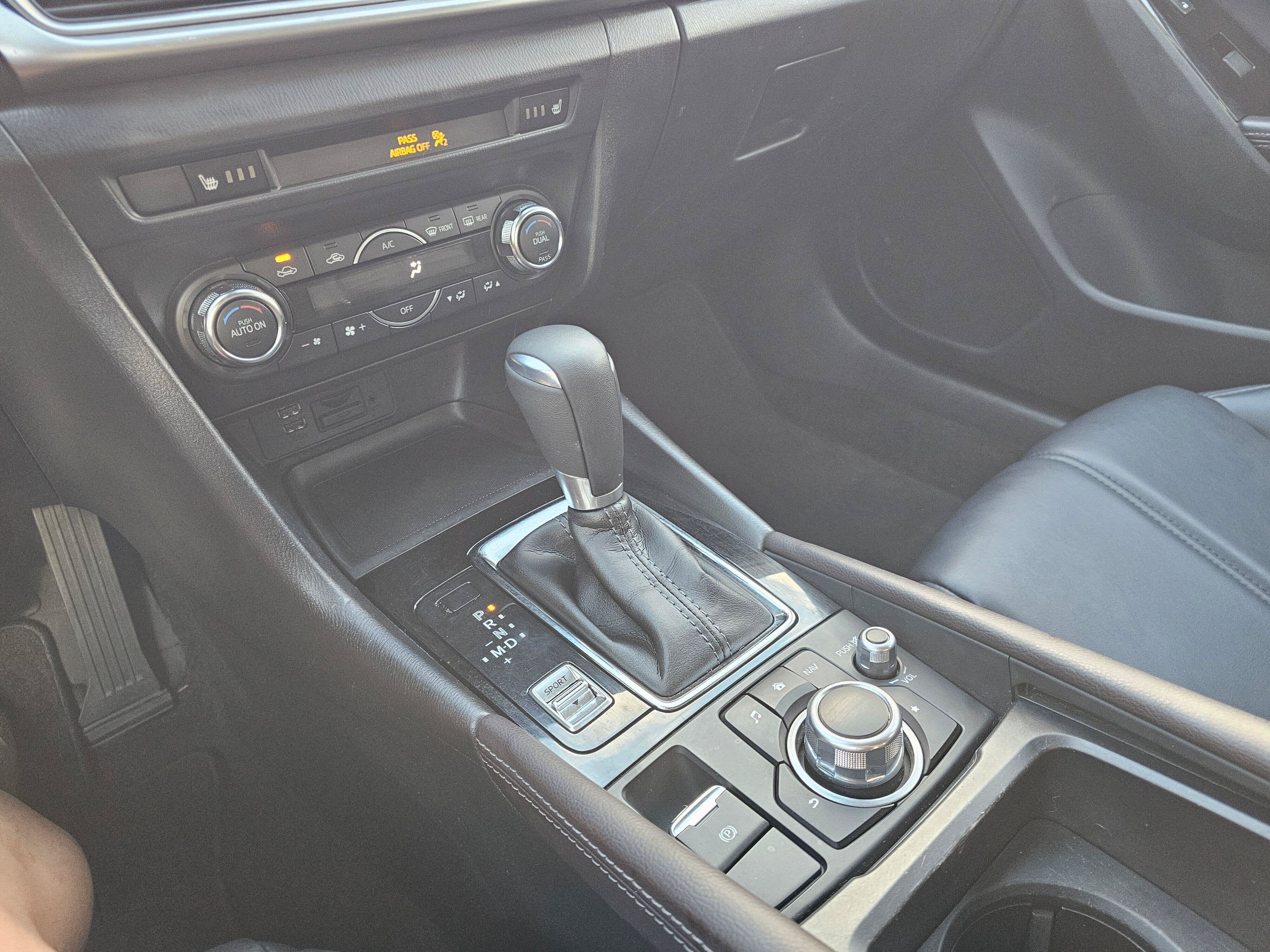 2017 Mazda Mazda3 5-Door Touring
