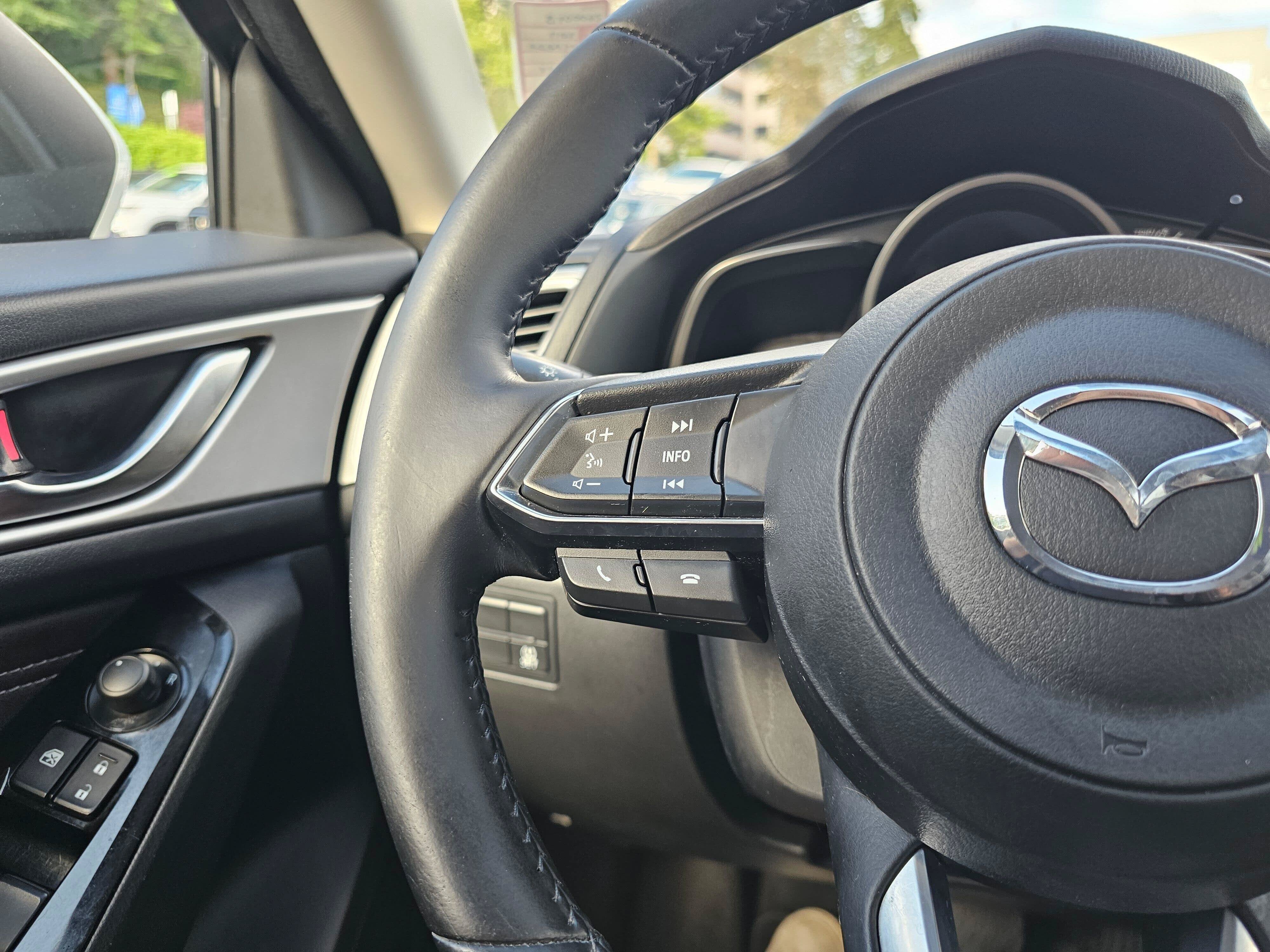 2017 Mazda Mazda3 5-Door Touring