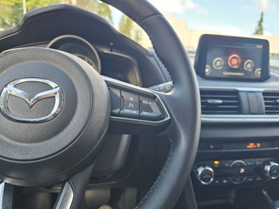 2017 Mazda Mazda3 5-Door Touring