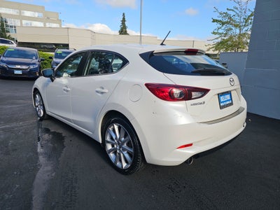 2017 Mazda Mazda3 5-Door Touring