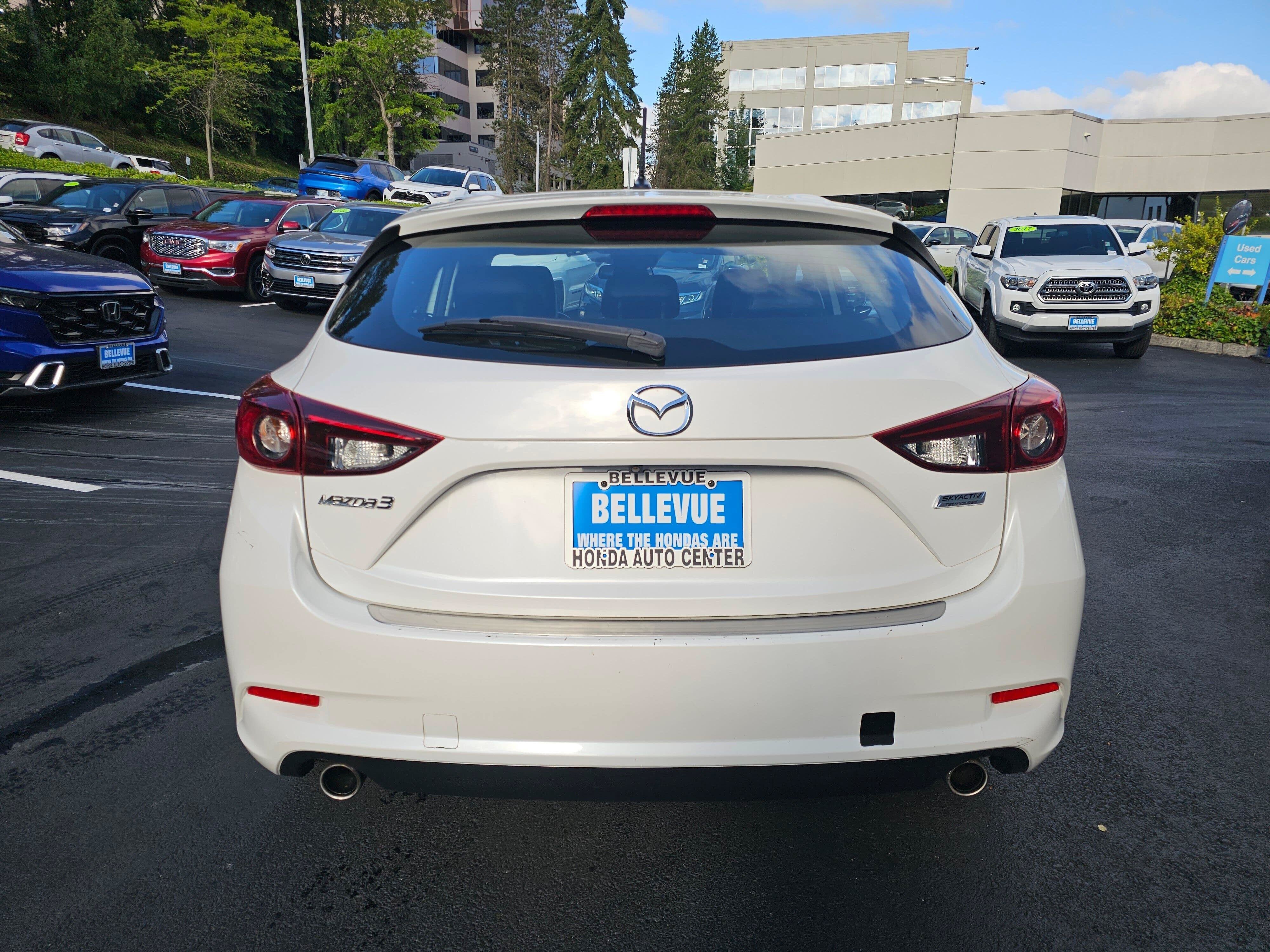 2017 Mazda Mazda3 5-Door Touring