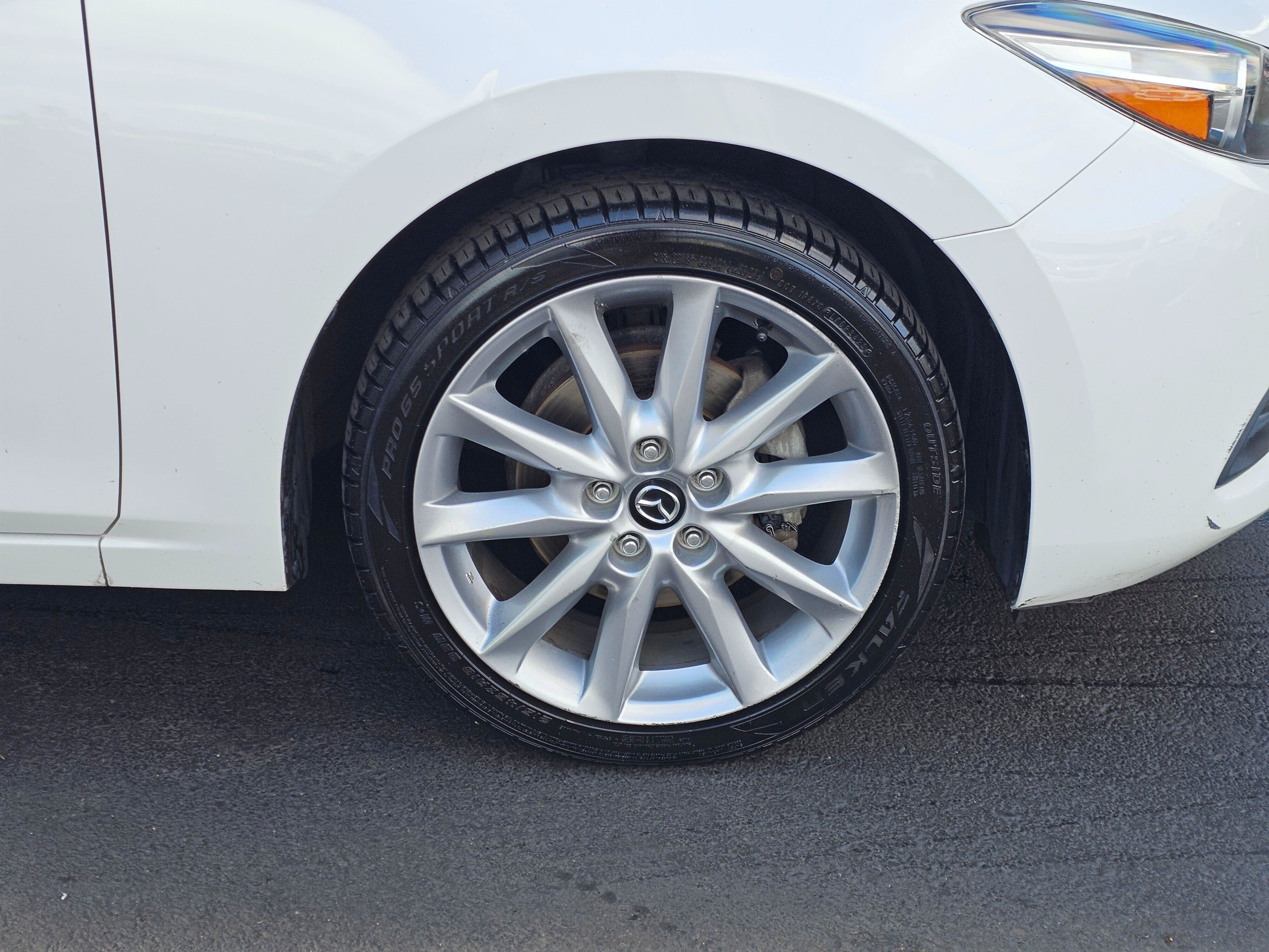 2017 Mazda Mazda3 5-Door Touring