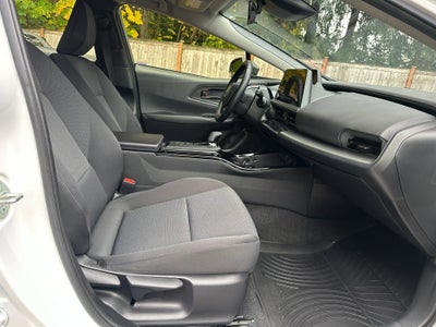 2023 Toyota Prius LE