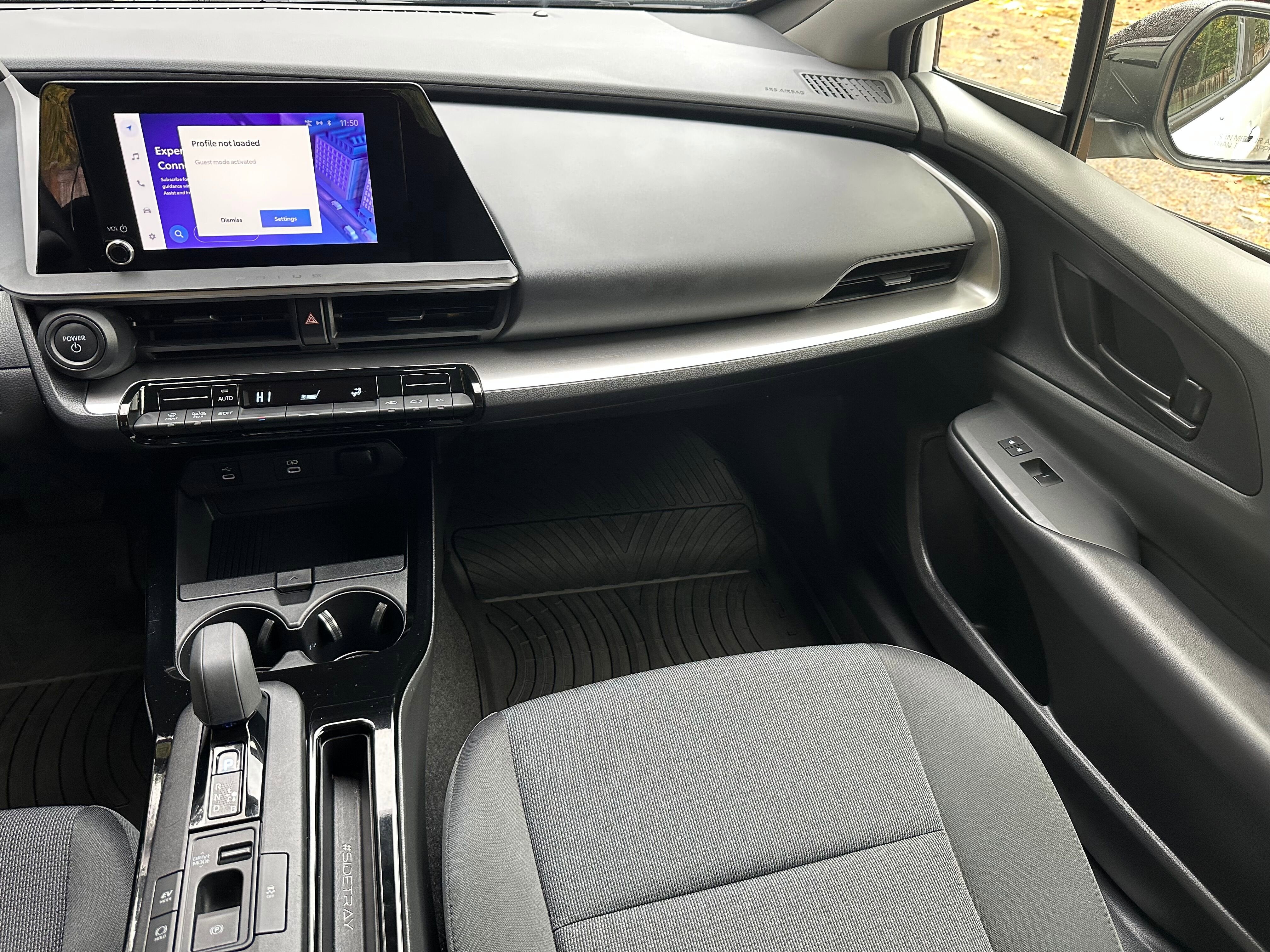 2023 Toyota Prius LE