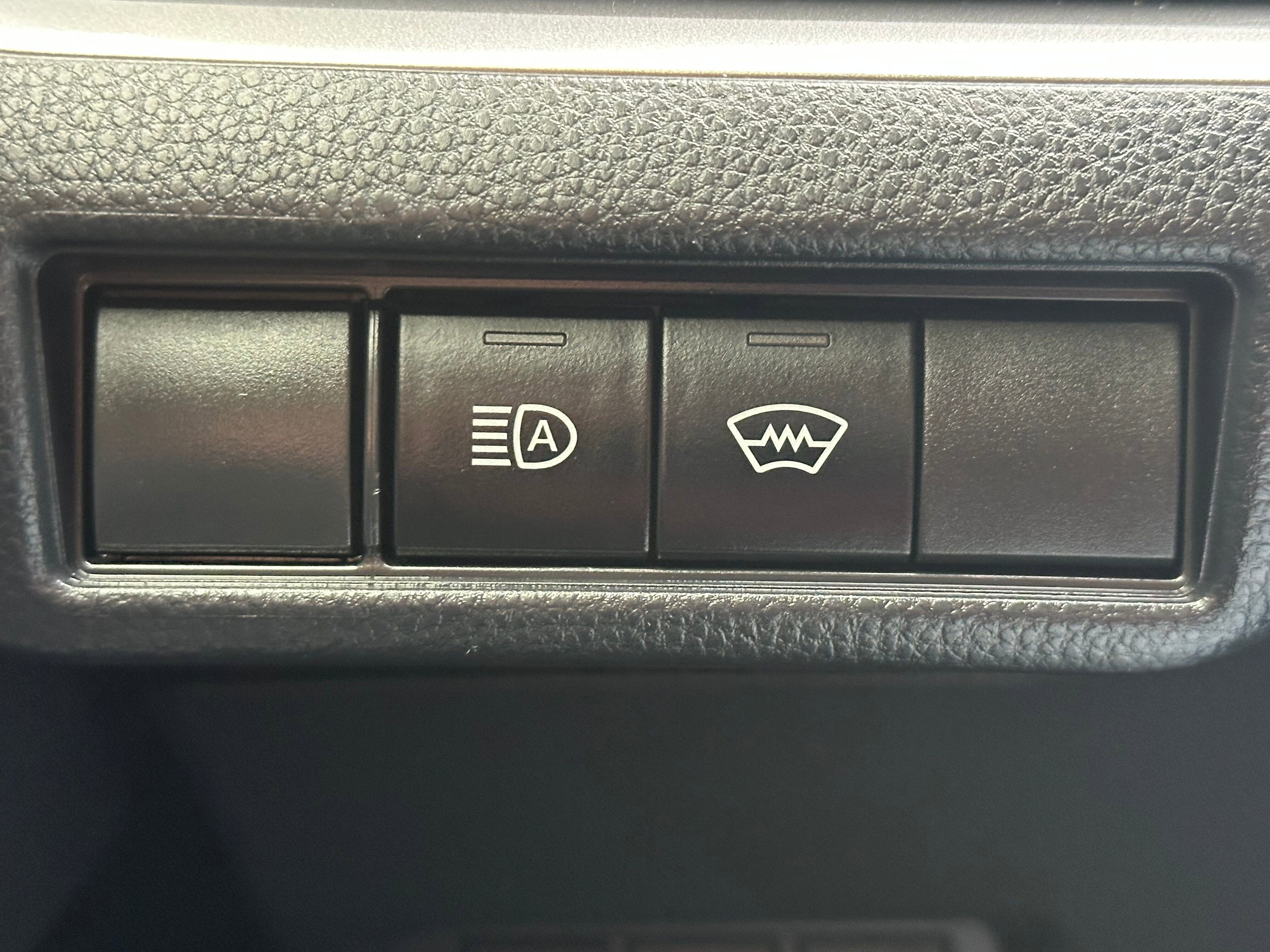 2023 Toyota Prius LE