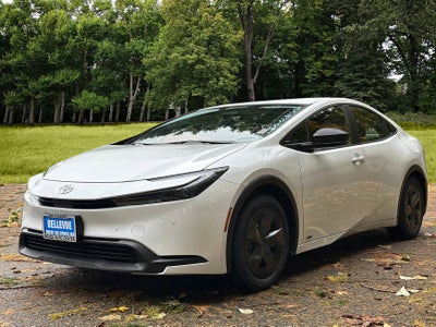2023 Toyota Prius LE
