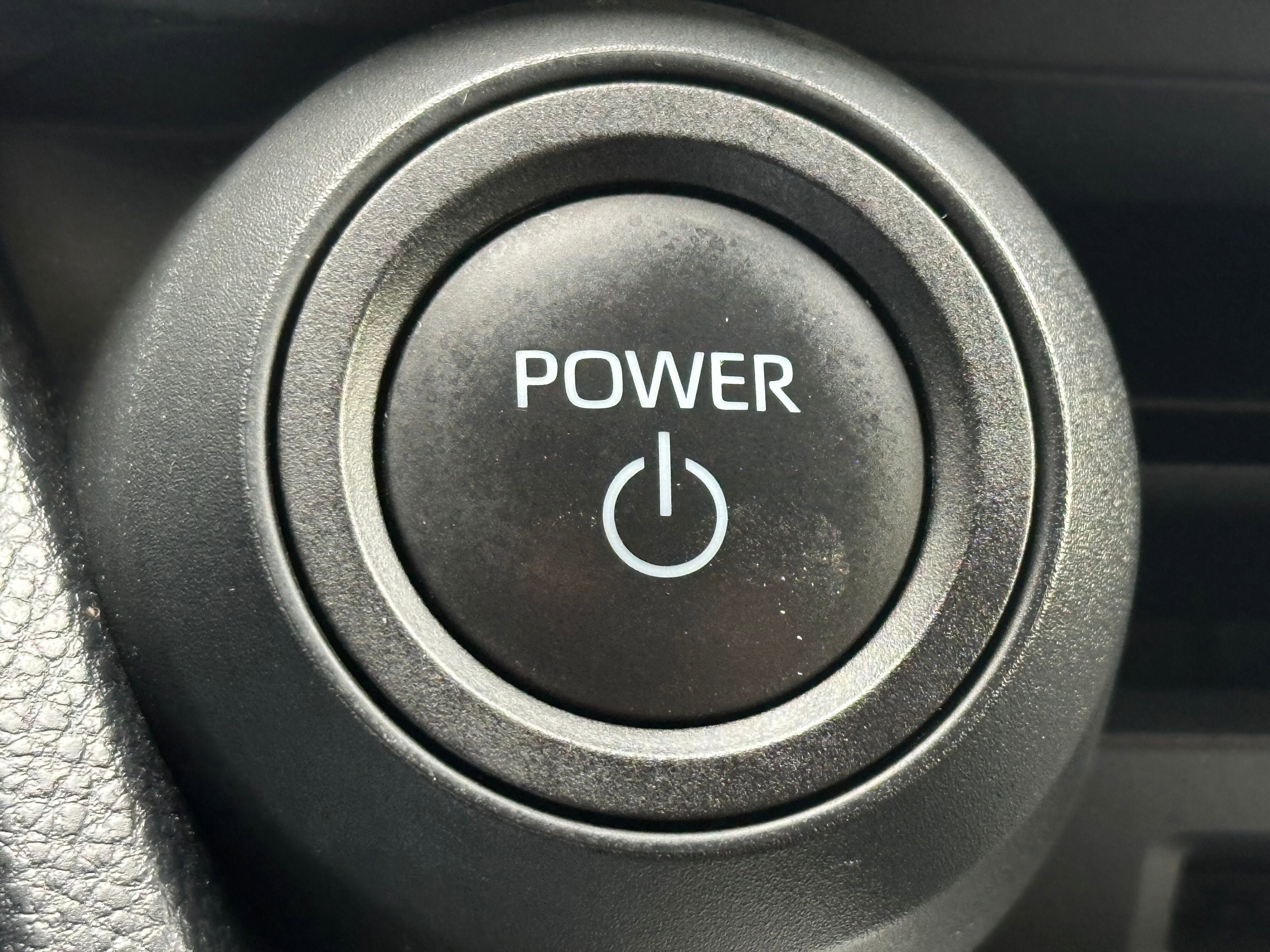 2023 Toyota Prius LE