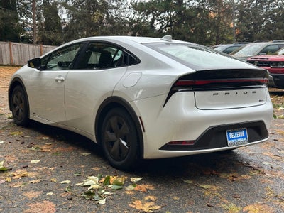 2023 Toyota Prius LE