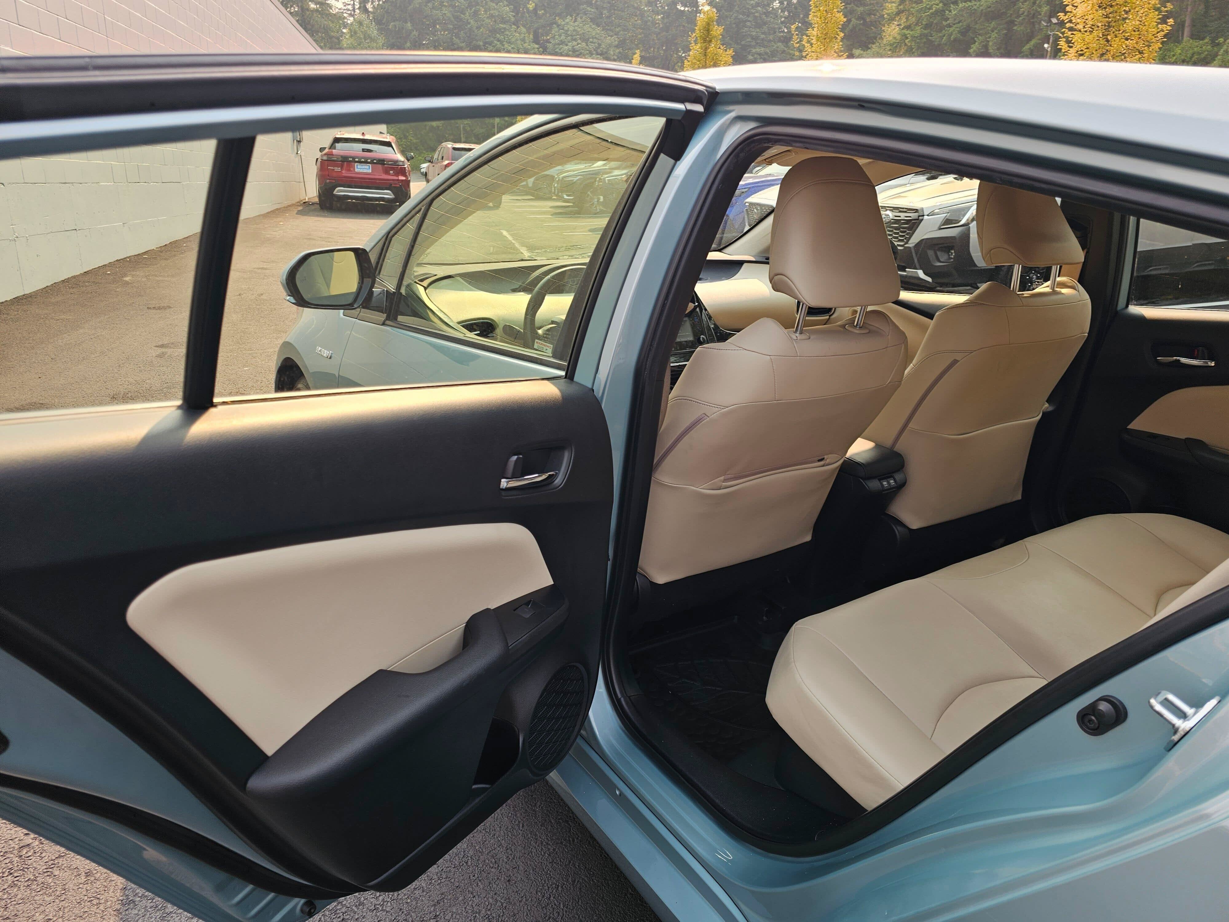 2019 Toyota Prius XLE
