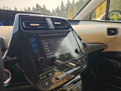 2019 Toyota Prius XLE