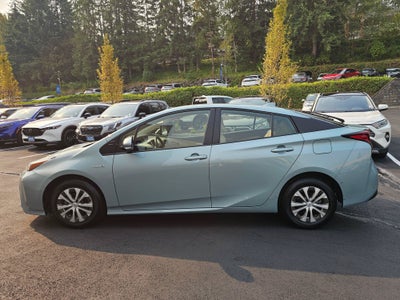 2019 Toyota Prius XLE