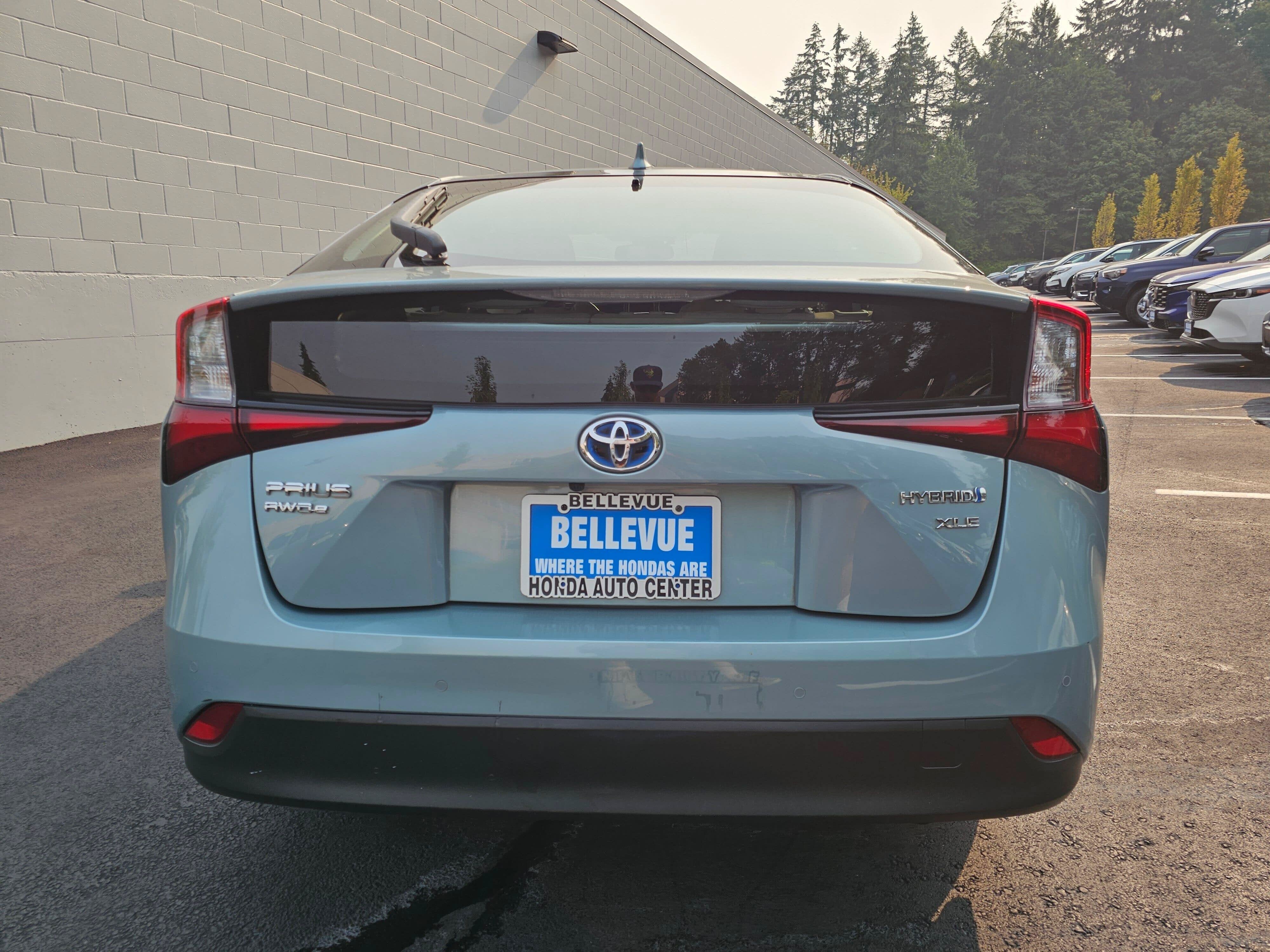 2019 Toyota Prius XLE