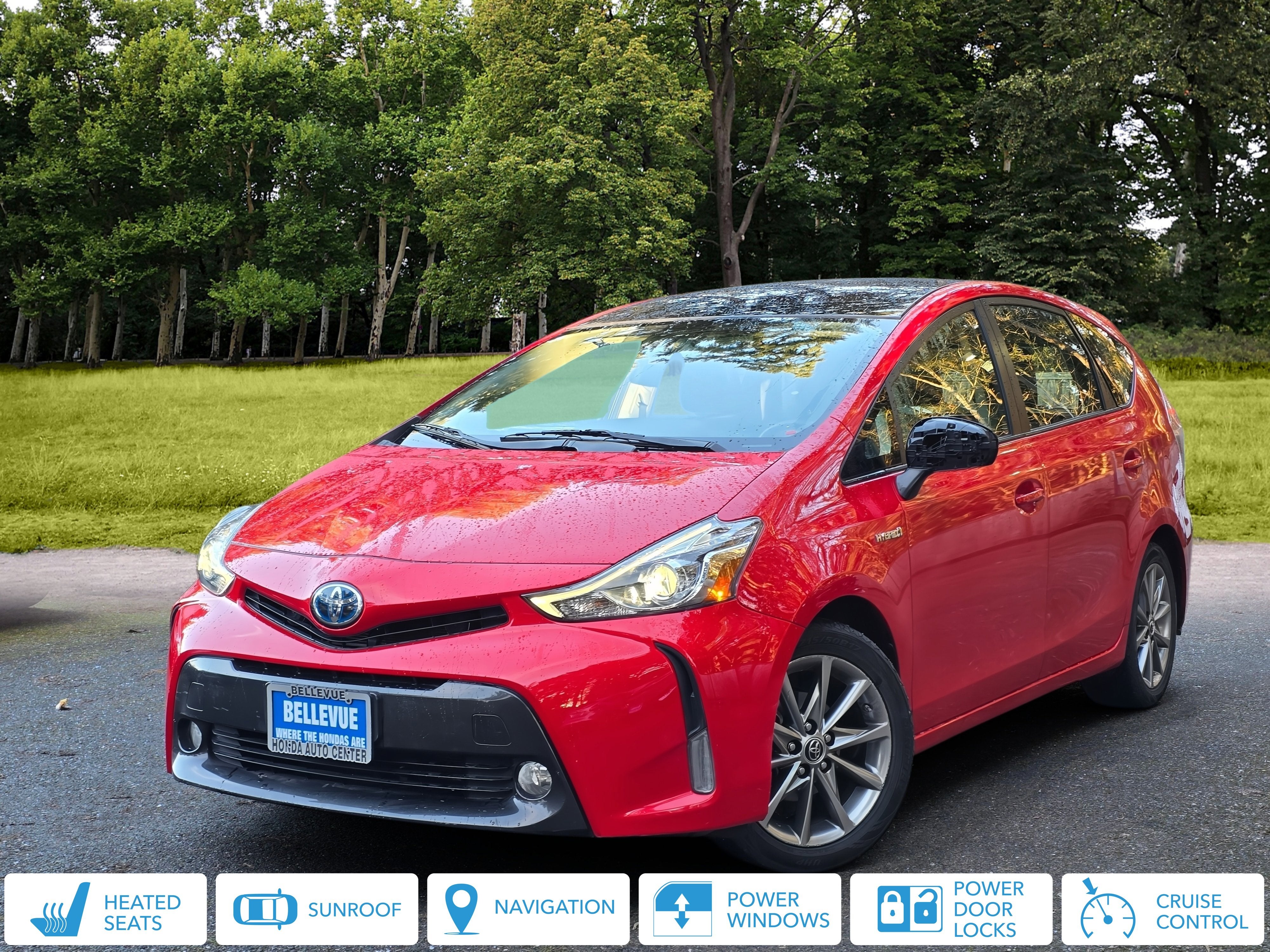 2016 Toyota Prius v Five