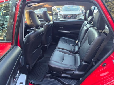 2016 Toyota Prius v Five