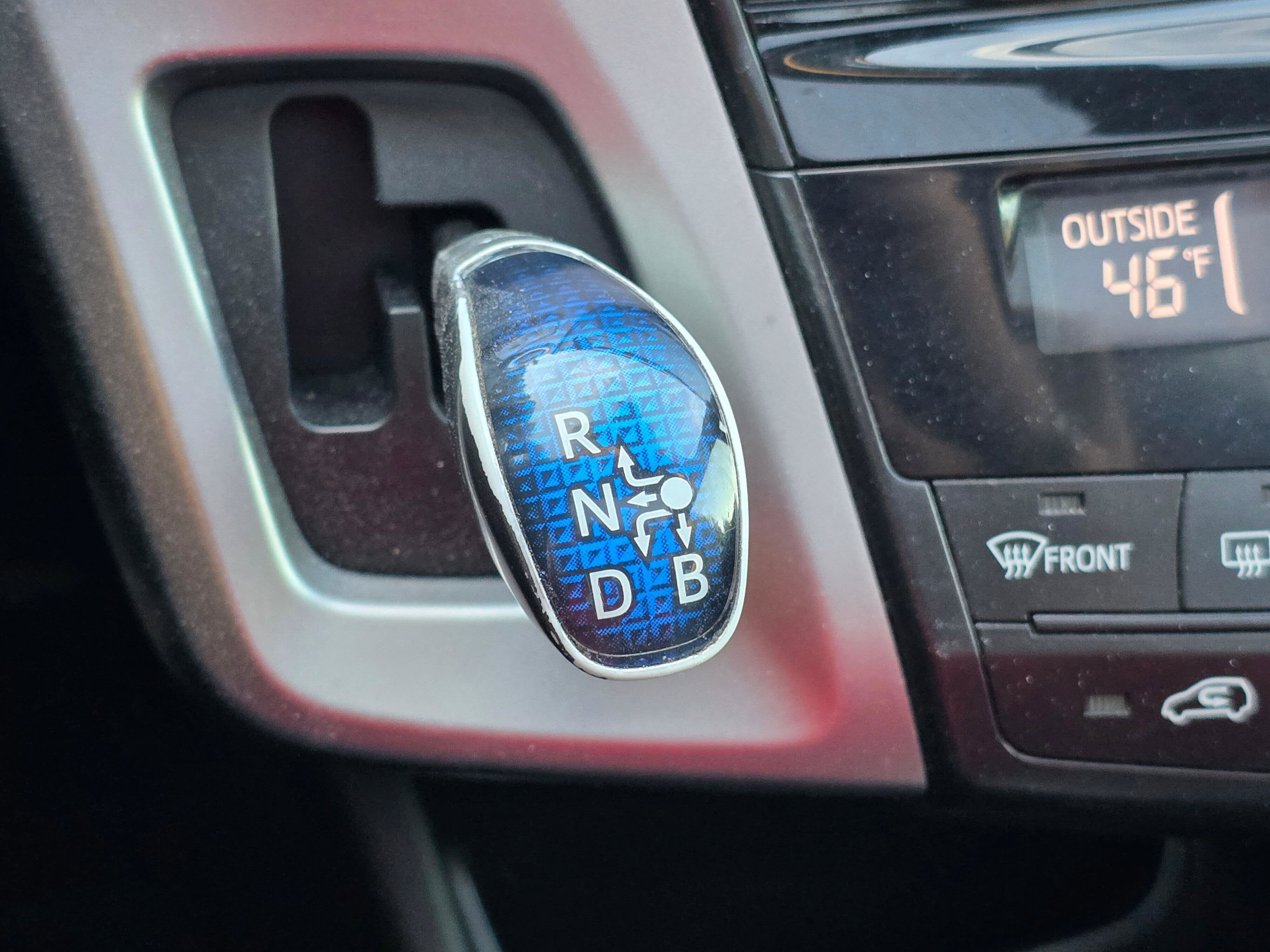 2016 Toyota Prius v Five