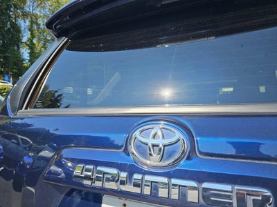 2022 Toyota 4Runner SR5 Premium