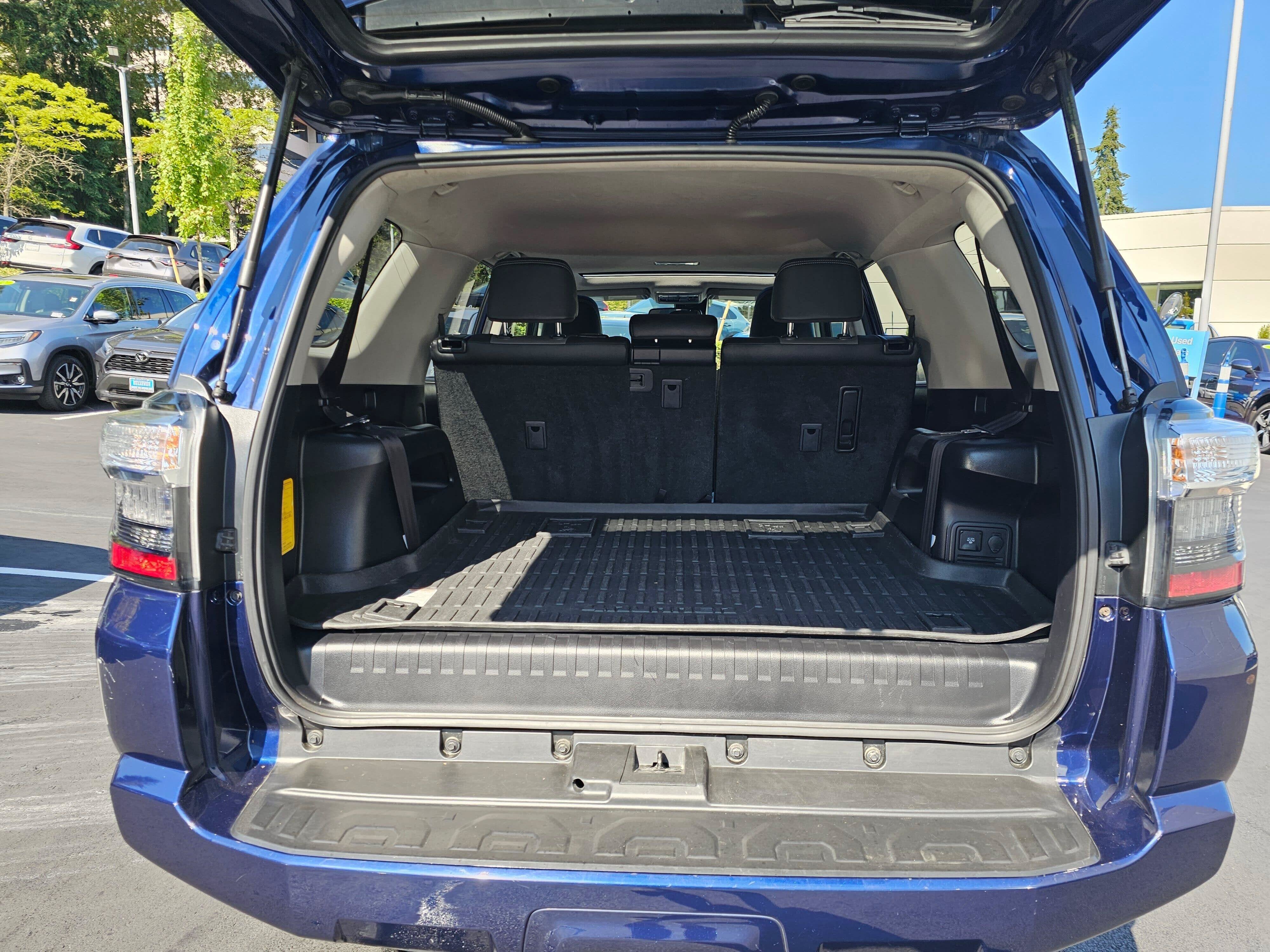 2022 Toyota 4Runner SR5 Premium