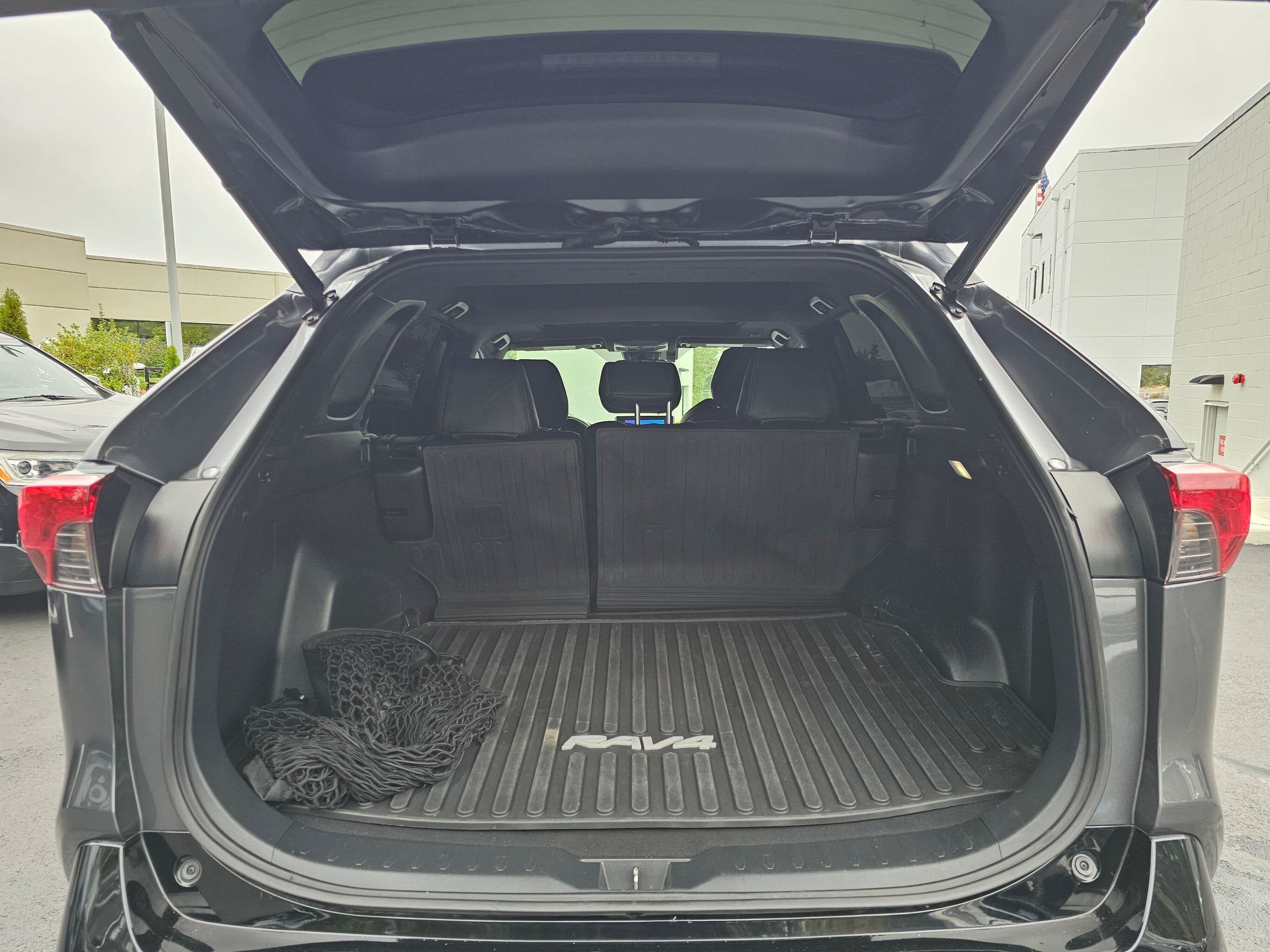 2023 Toyota RAV4 Prime SE