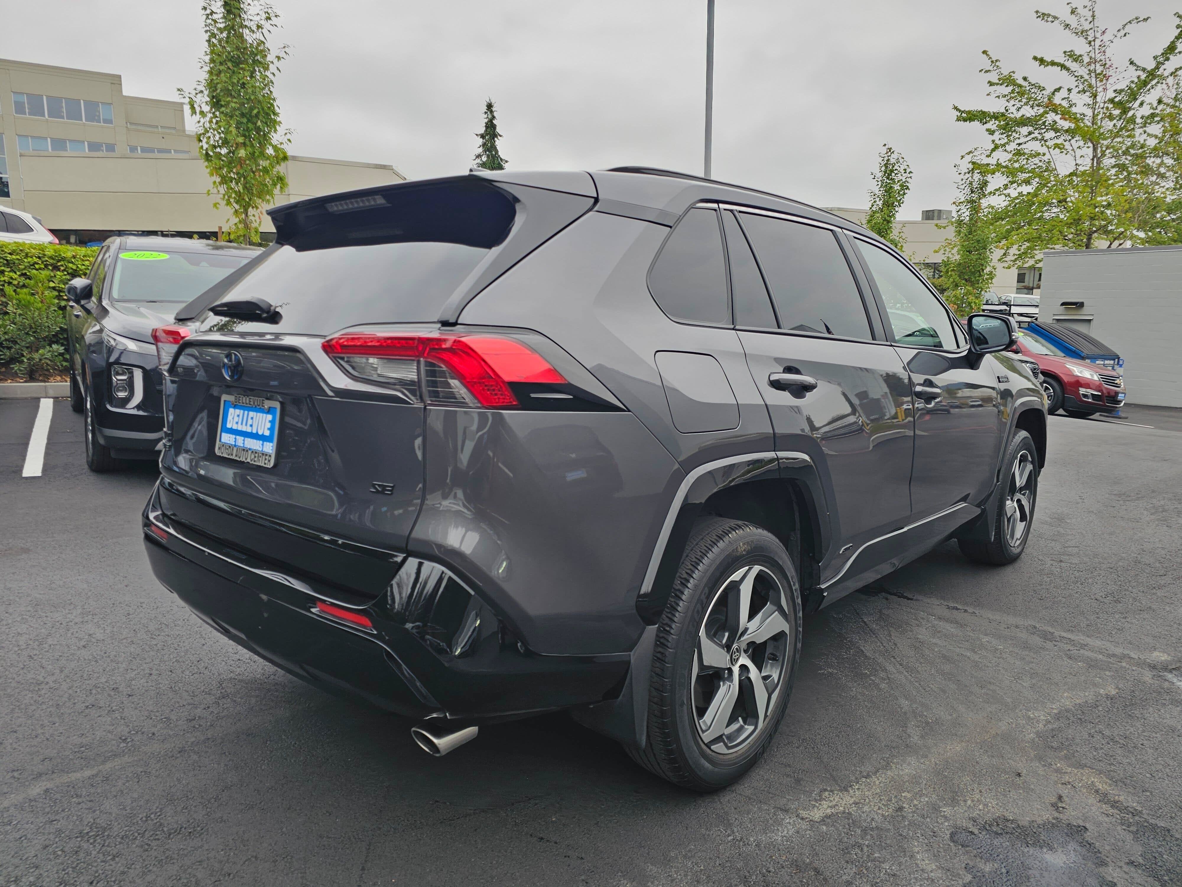 2023 Toyota RAV4 Prime SE