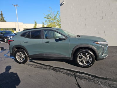 2025 Chevrolet Trax LT