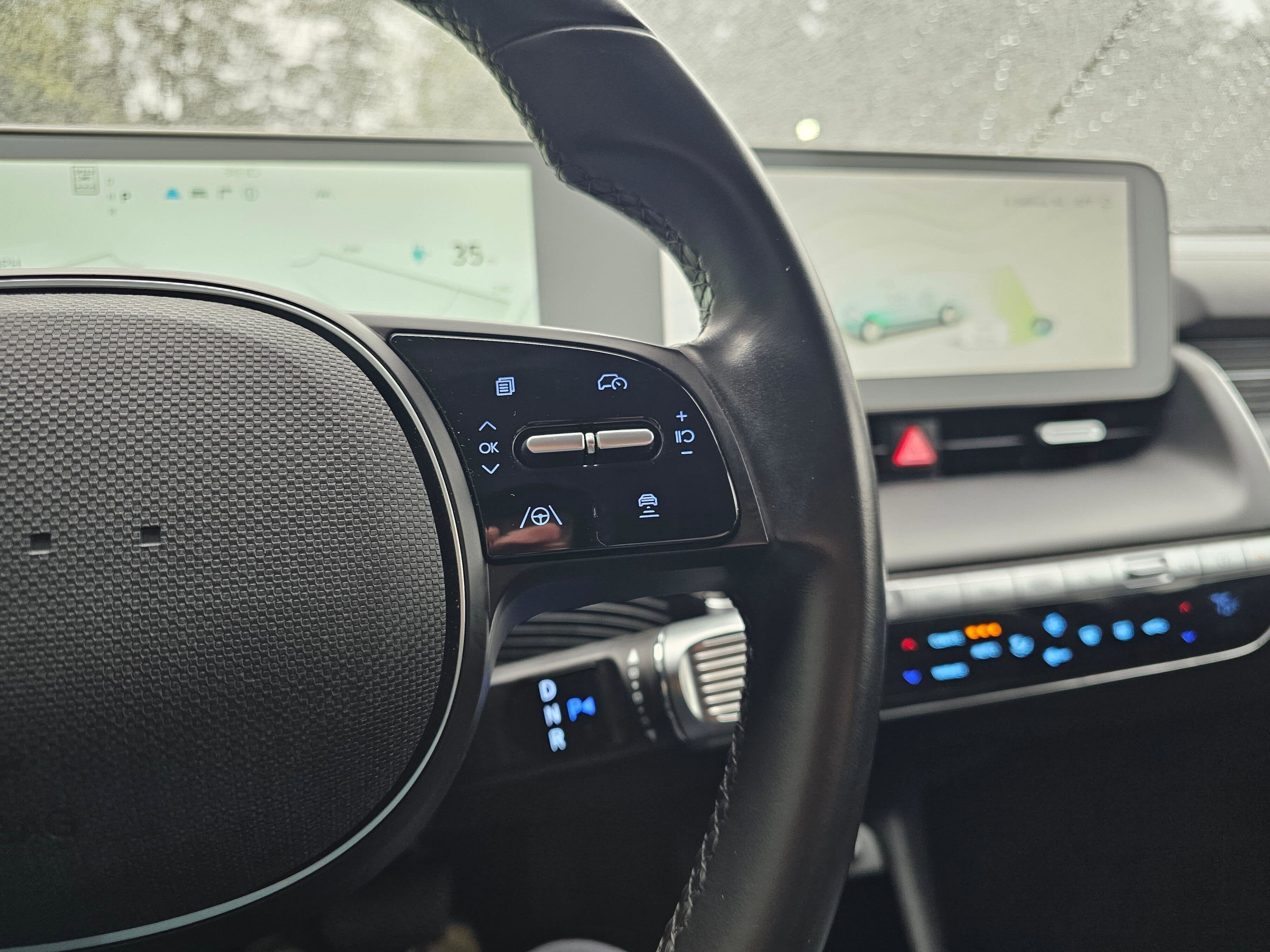 2023 Hyundai IONIQ 5 SE
