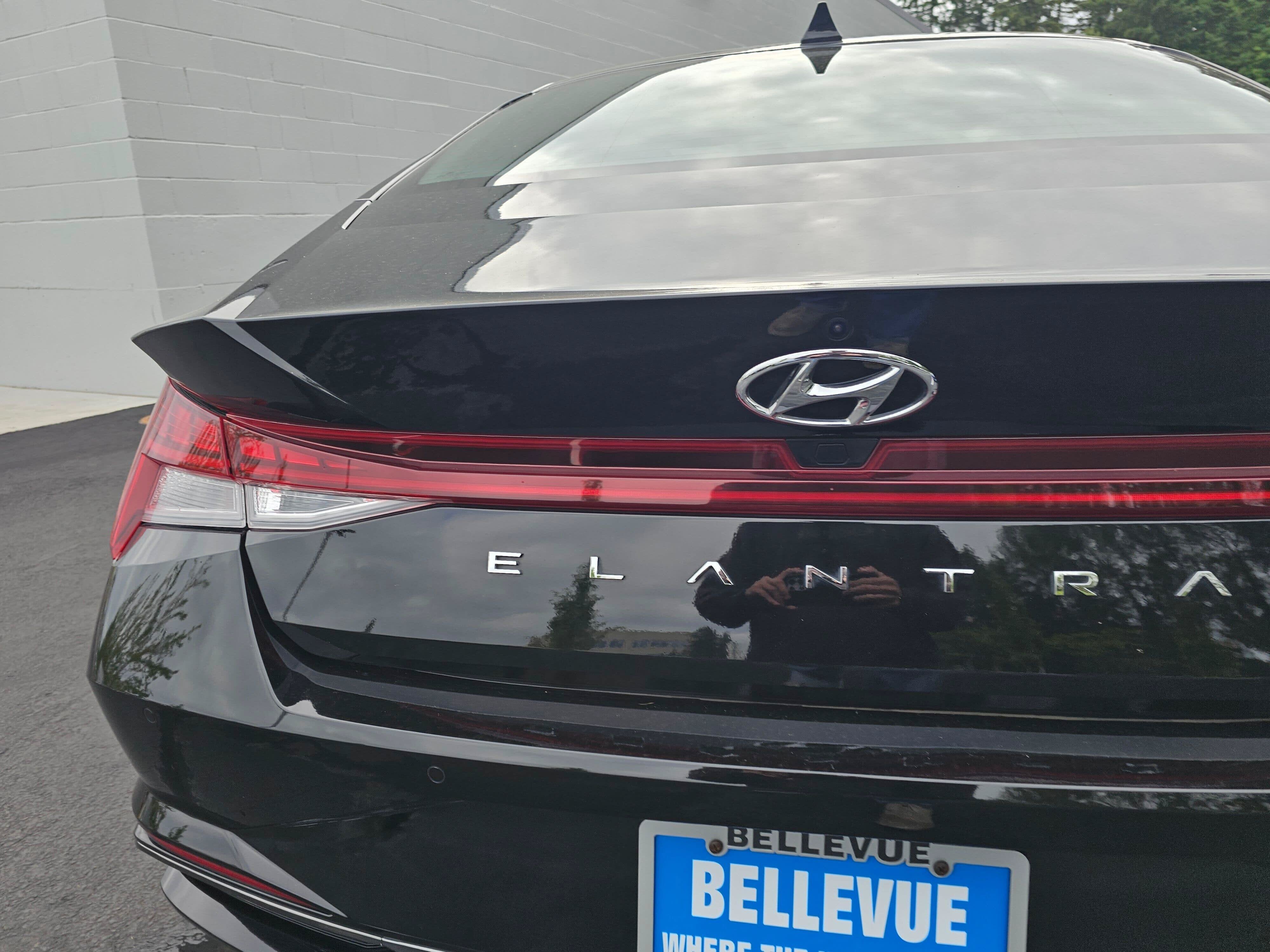 2023 Hyundai Elantra Hybrid Limited