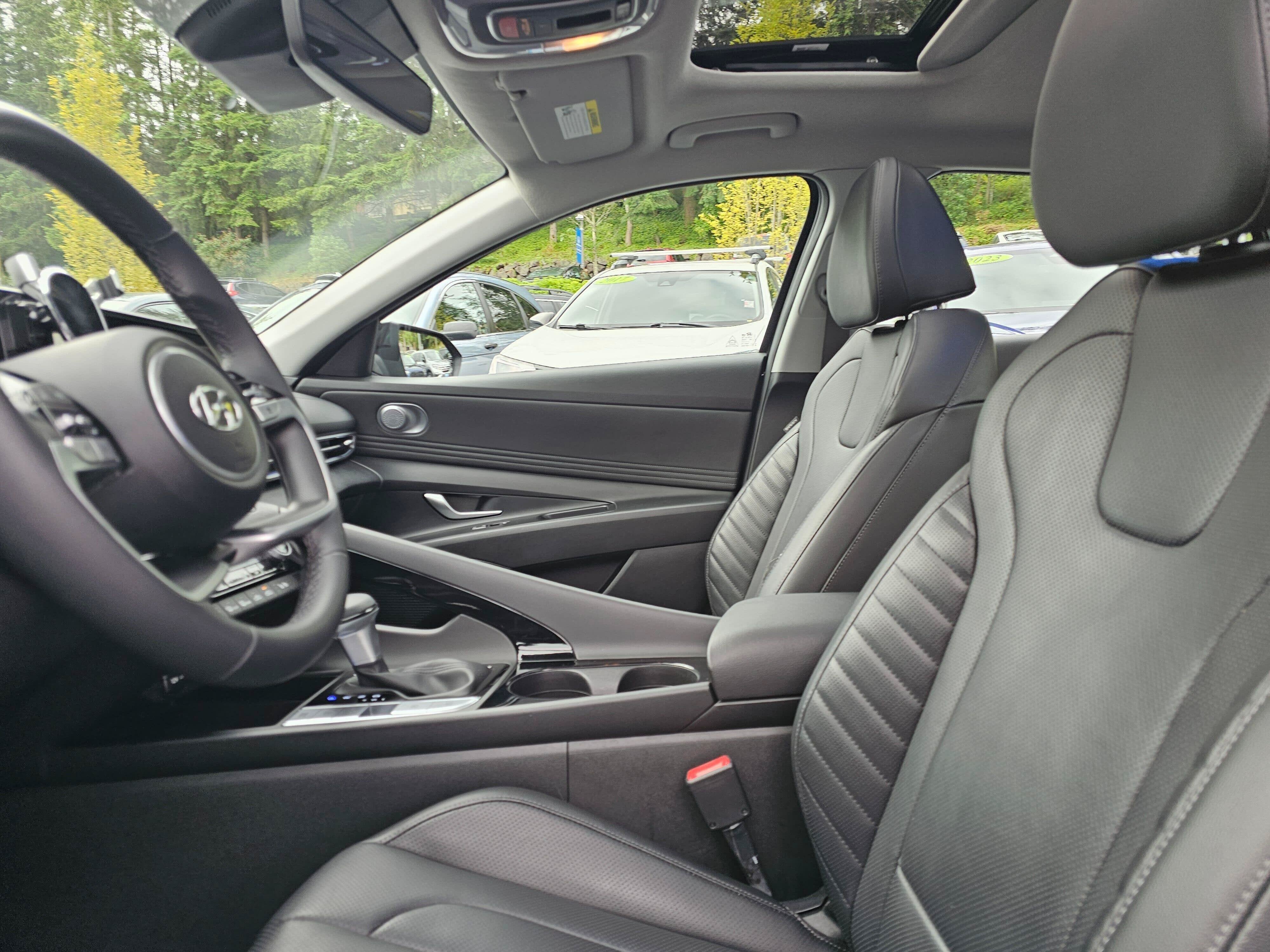 2023 Hyundai Elantra Hybrid Limited